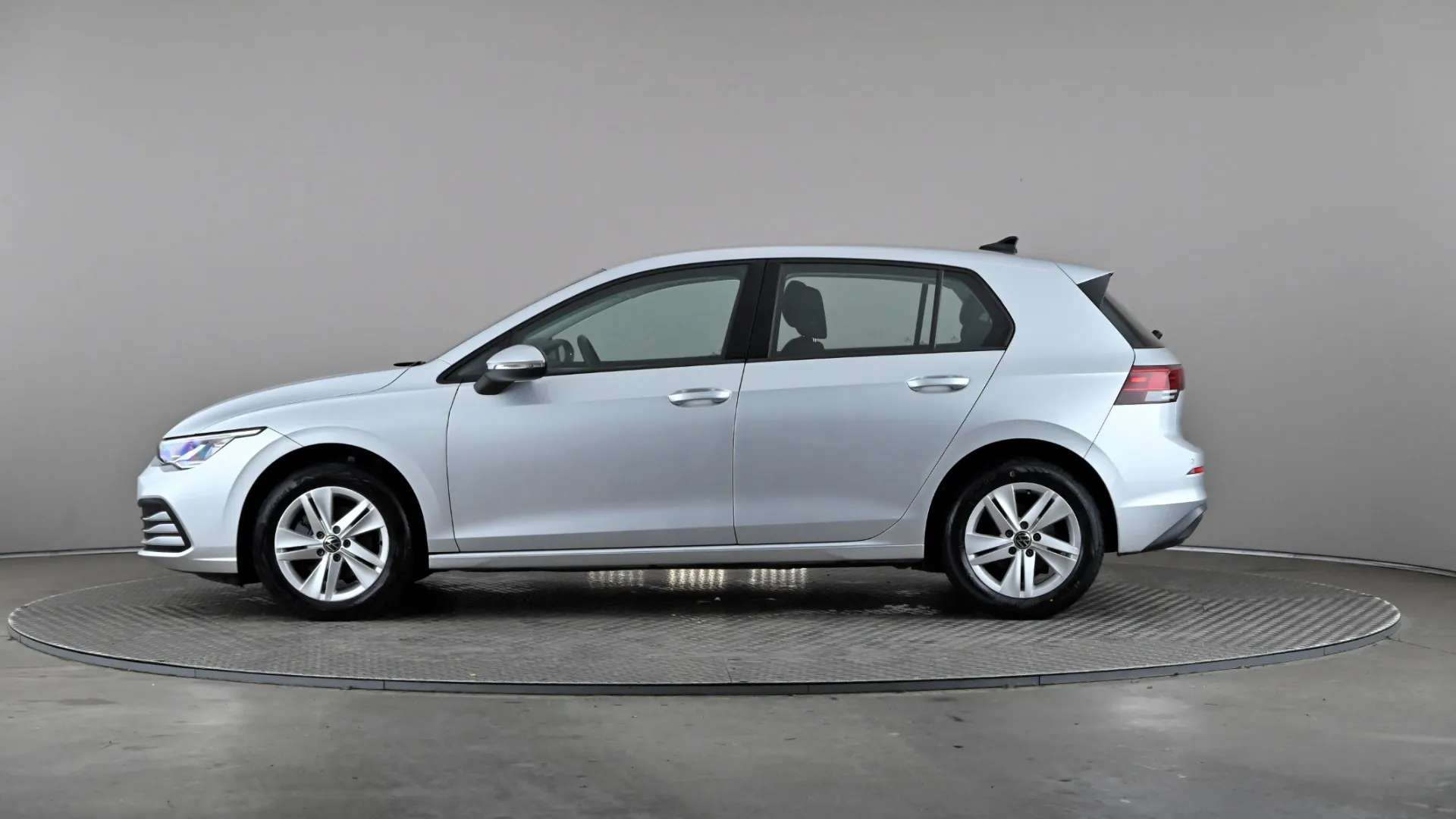 A 2022 VOLKSWAGEN GOLF 1.0 TSI Life A 2022 VOLKSWAGEN GOLF 1.0 TSI Life