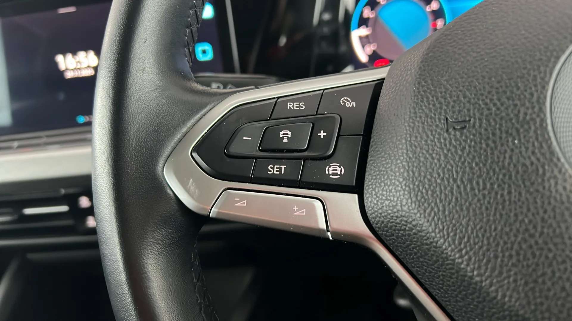 2022 VOLKSWAGEN GOLF 2022 VOLKSWAGEN GOLF