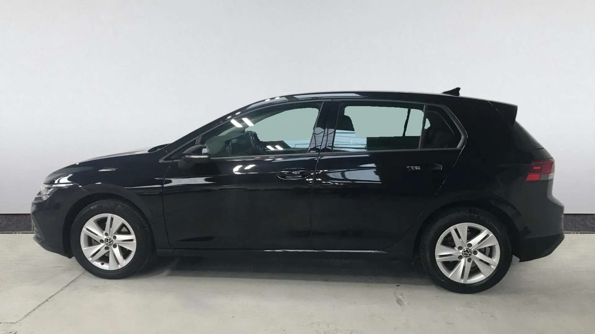 A 2020 VOLKSWAGEN GOLF 1.0 TSI Life A 2020 VOLKSWAGEN GOLF 1.0 TSI Life