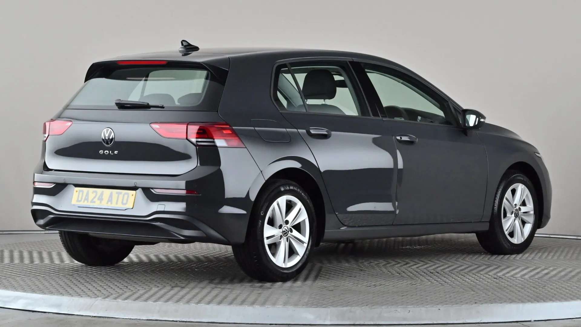 2024 VOLKSWAGEN GOLF 2024 VOLKSWAGEN GOLF