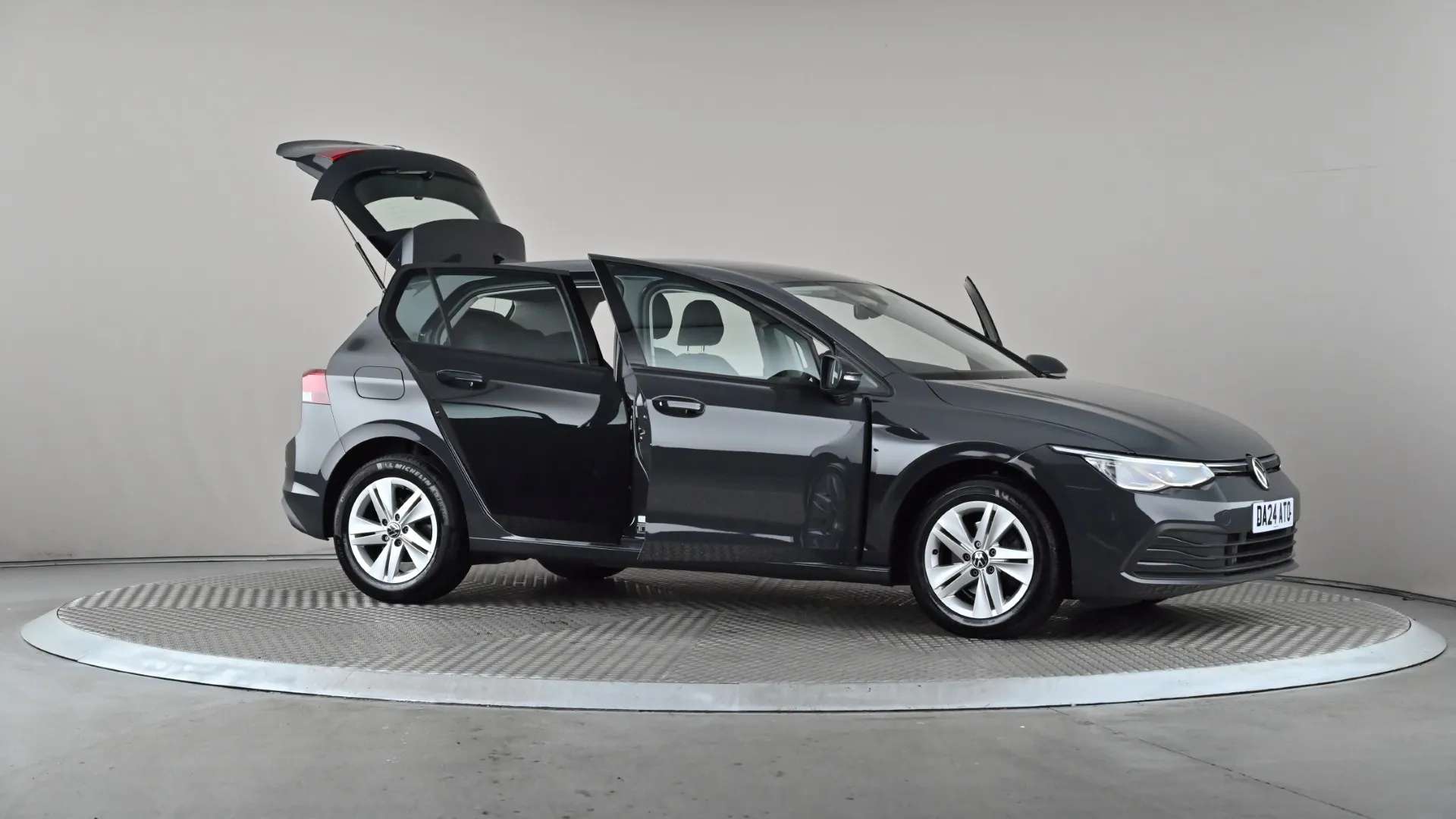 2024 VOLKSWAGEN GOLF 2024 VOLKSWAGEN GOLF