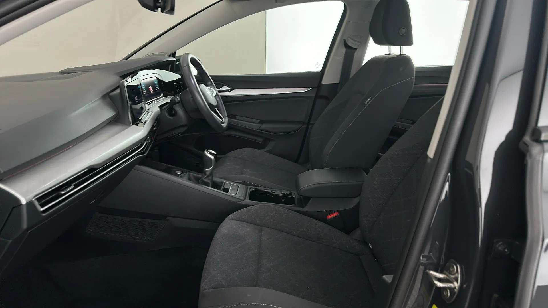 2024 VOLKSWAGEN GOLF 2024 VOLKSWAGEN GOLF