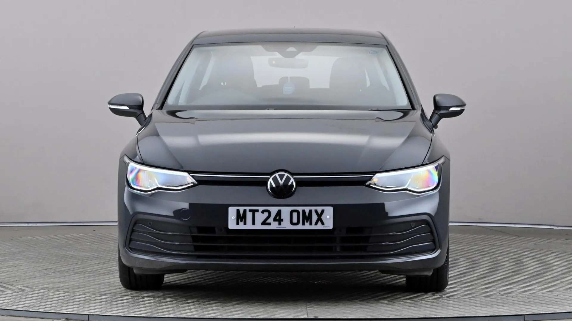 A 2024 VOLKSWAGEN GOLF 1.5 TSI Life A 2024 VOLKSWAGEN GOLF 1.5 TSI Life