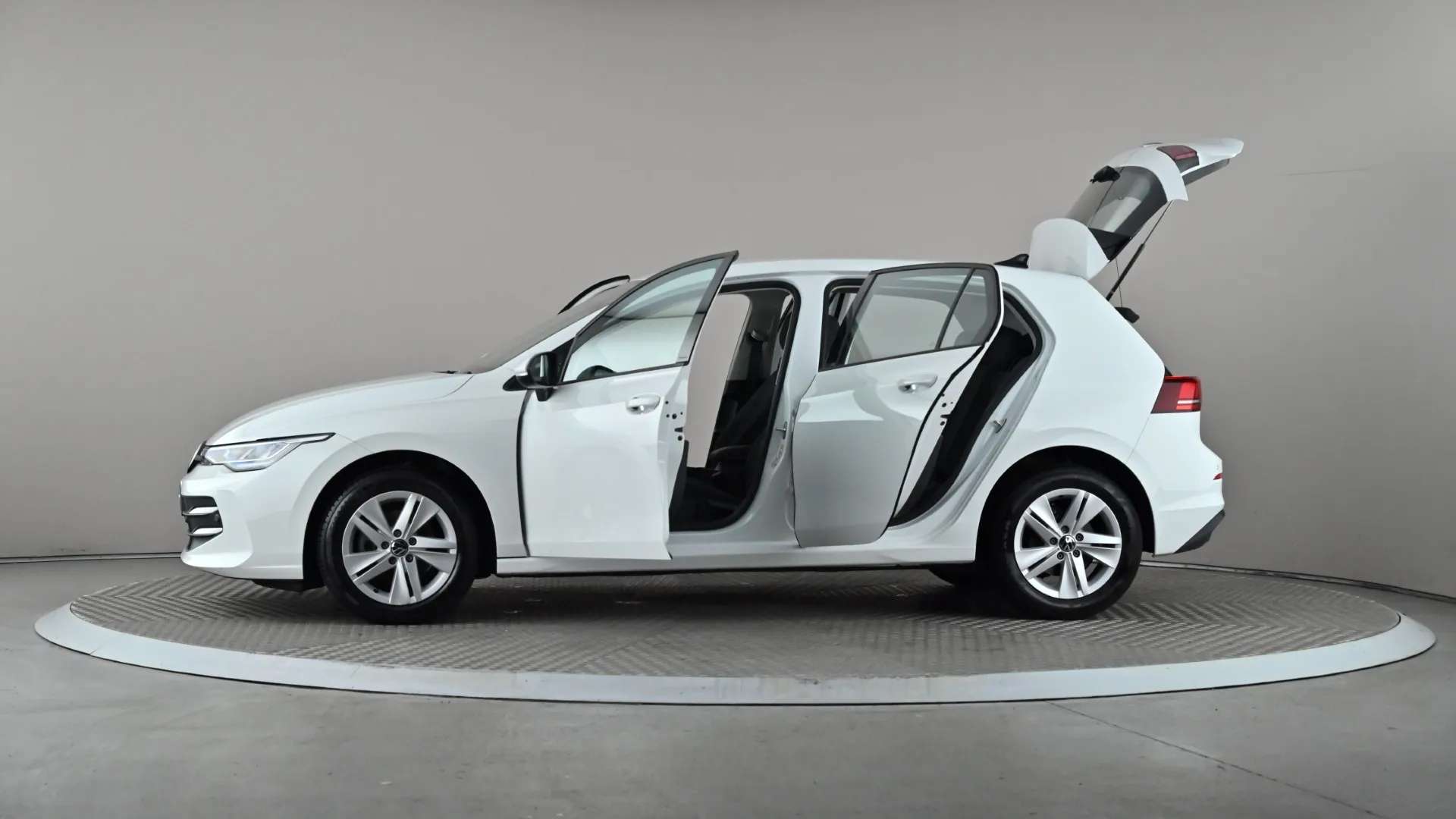 2024 VOLKSWAGEN GOLF 2024 VOLKSWAGEN GOLF