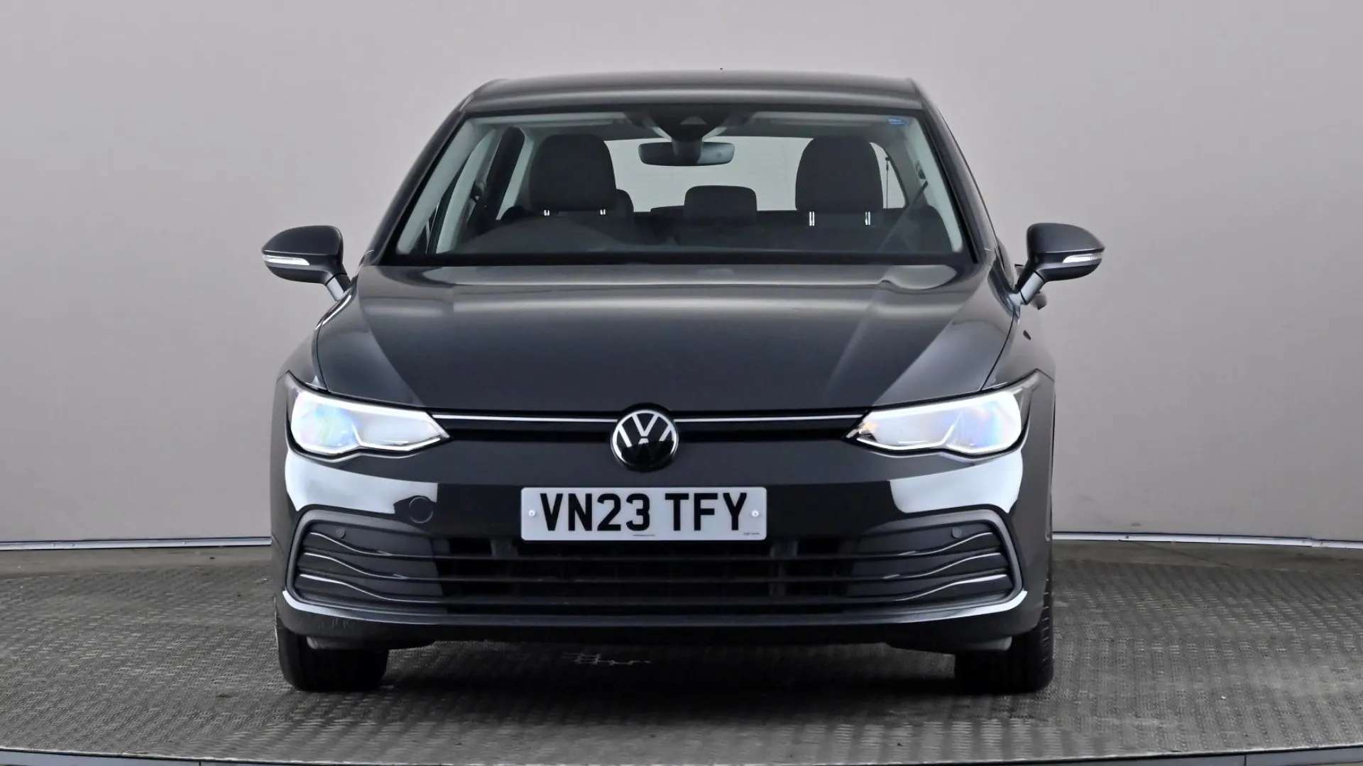 A 2023 VOLKSWAGEN GOLF 1.5 TSI Life A 2023 VOLKSWAGEN GOLF 1.5 TSI Life
