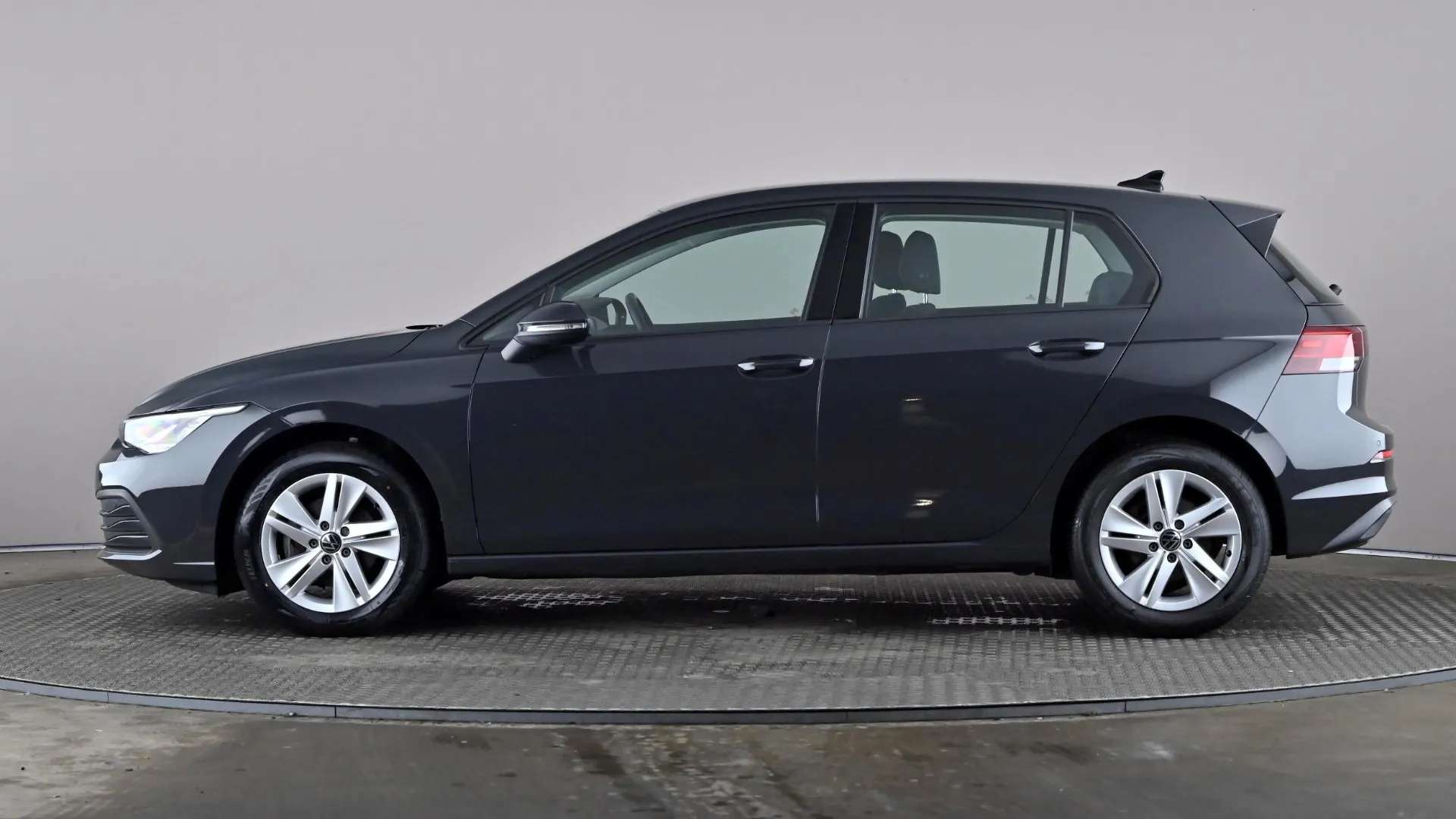 A 2023 VOLKSWAGEN GOLF 1.5 TSI Life A 2023 VOLKSWAGEN GOLF 1.5 TSI Life