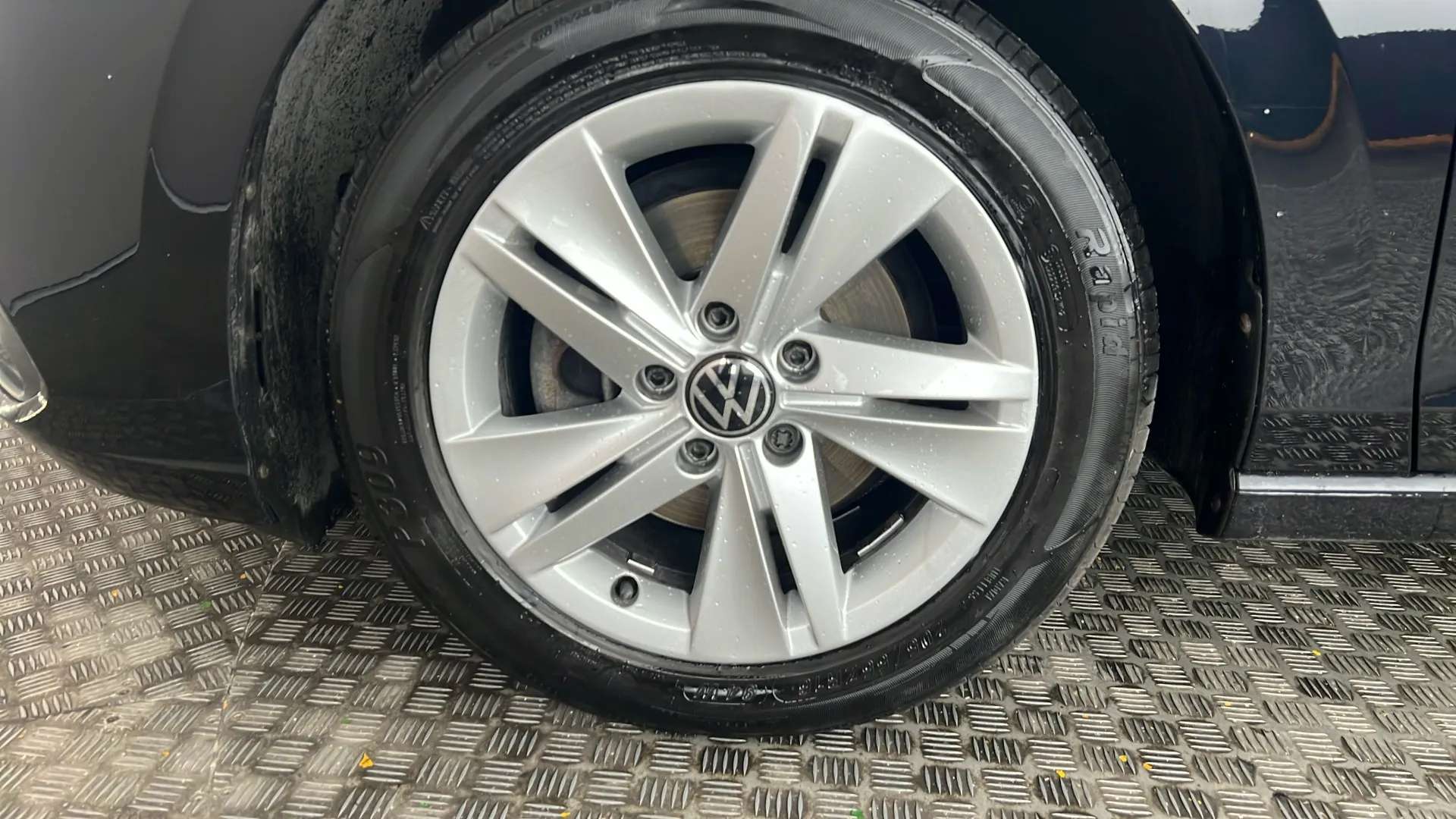 2021 VOLKSWAGEN GOLF 2021 VOLKSWAGEN GOLF