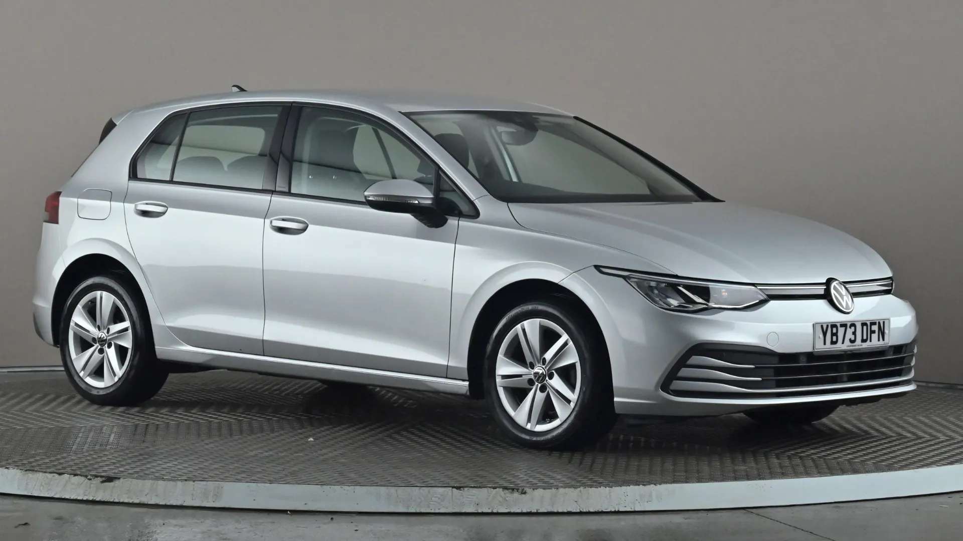 A 2023 VOLKSWAGEN GOLF 1.5 TSI Life A 2023 VOLKSWAGEN GOLF 1.5 TSI Life