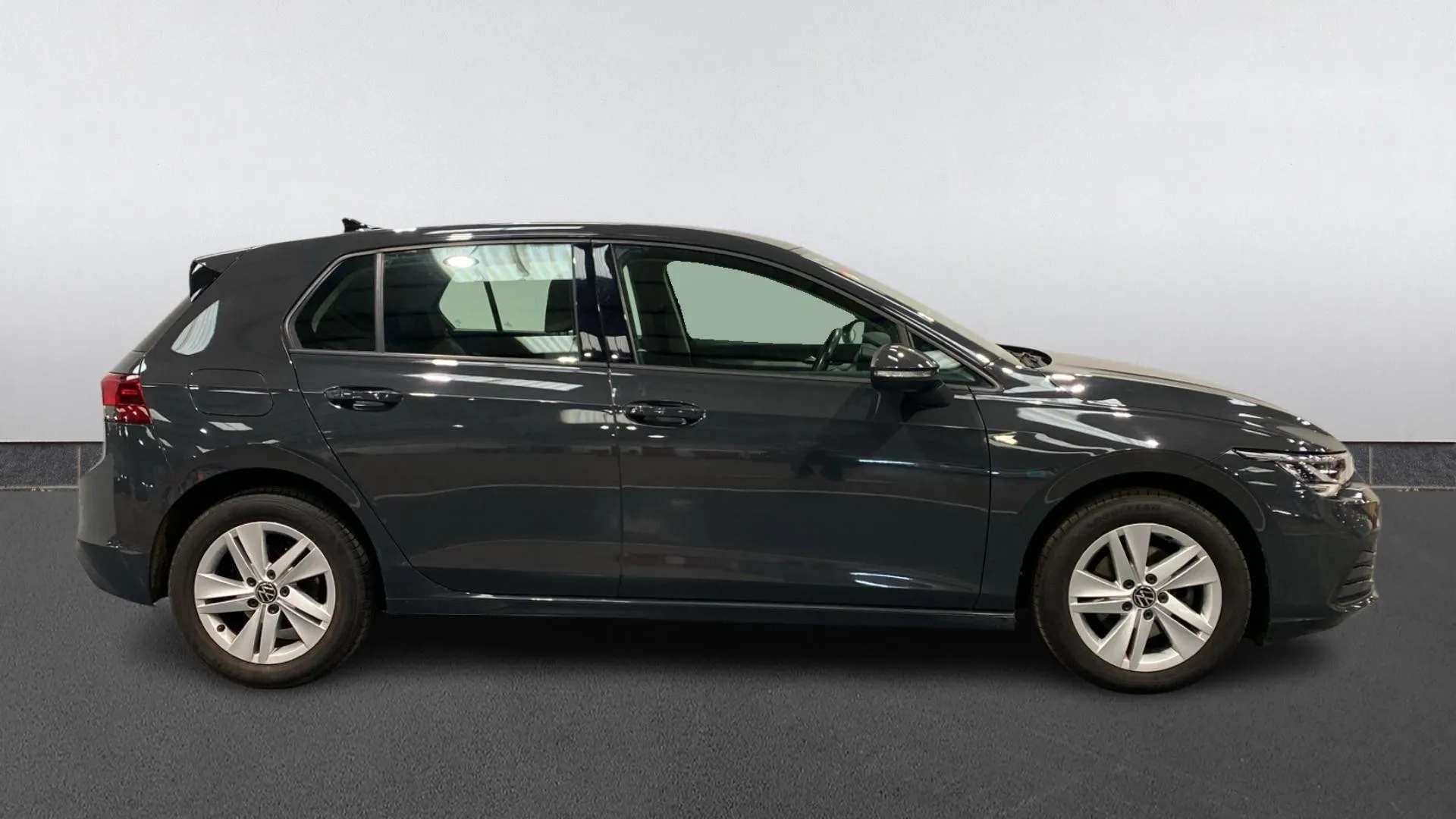 A 2023 VOLKSWAGEN GOLF 1.5 TSI Life A 2023 VOLKSWAGEN GOLF 1.5 TSI Life