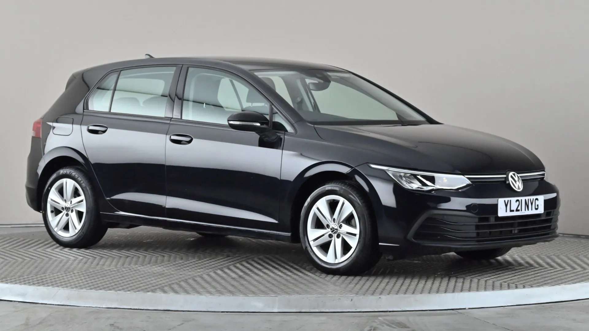 A 2021 VOLKSWAGEN GOLF 1.5 TSI Life A 2021 VOLKSWAGEN GOLF 1.5 TSI Life