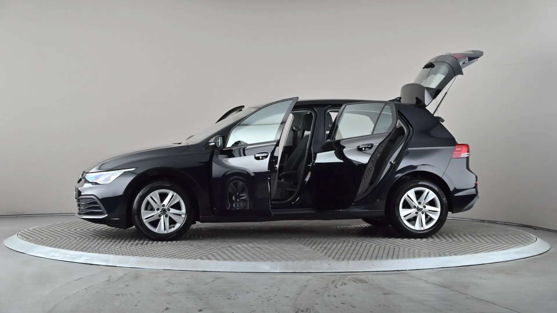 2021 VOLKSWAGEN GOLF 2021 VOLKSWAGEN GOLF