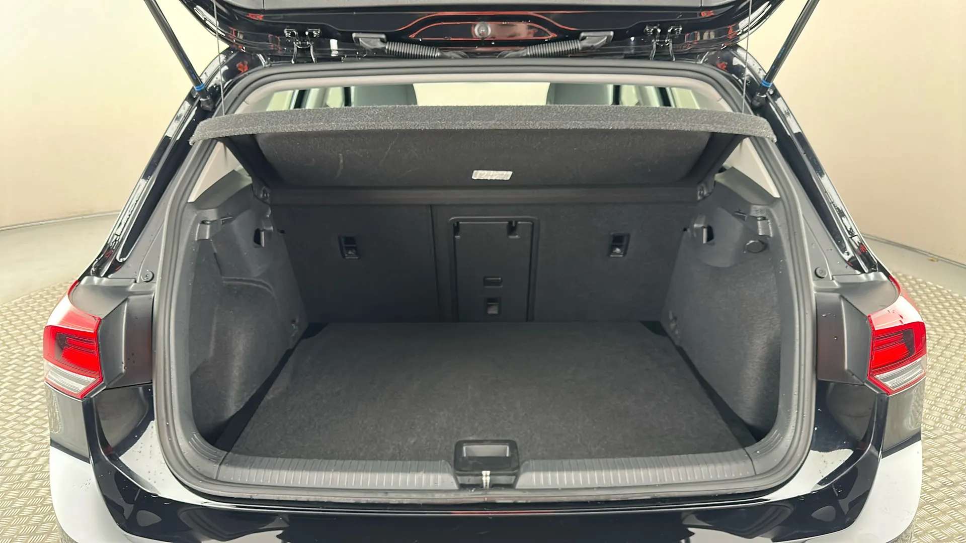 2021 VOLKSWAGEN GOLF 2021 VOLKSWAGEN GOLF