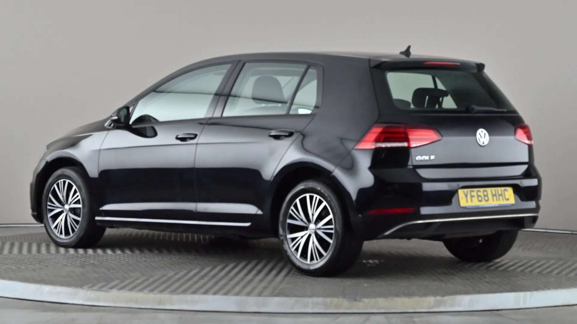 2018 VOLKSWAGEN GOLF 2018 VOLKSWAGEN GOLF
