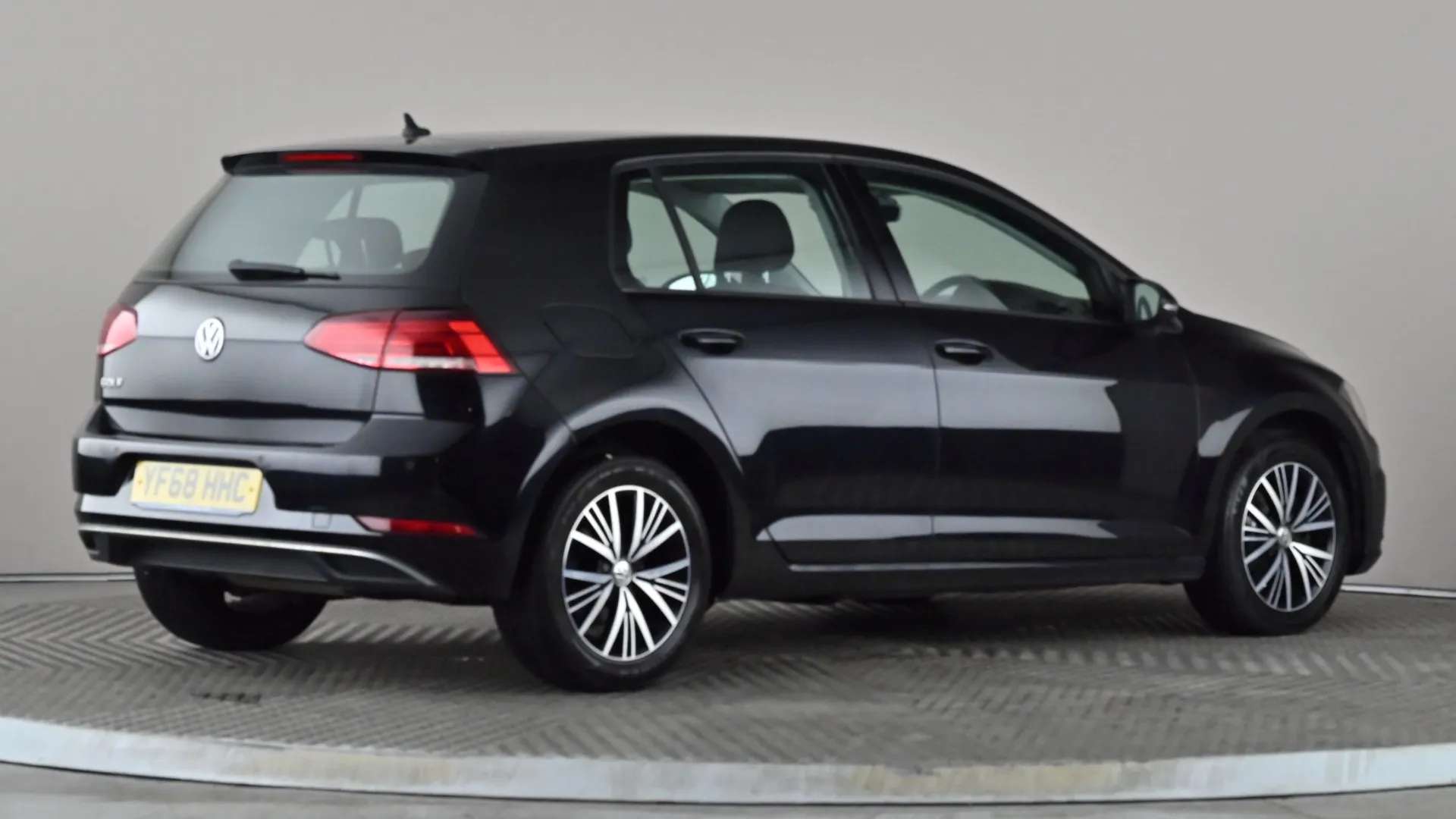 2018 VOLKSWAGEN GOLF 2018 VOLKSWAGEN GOLF
