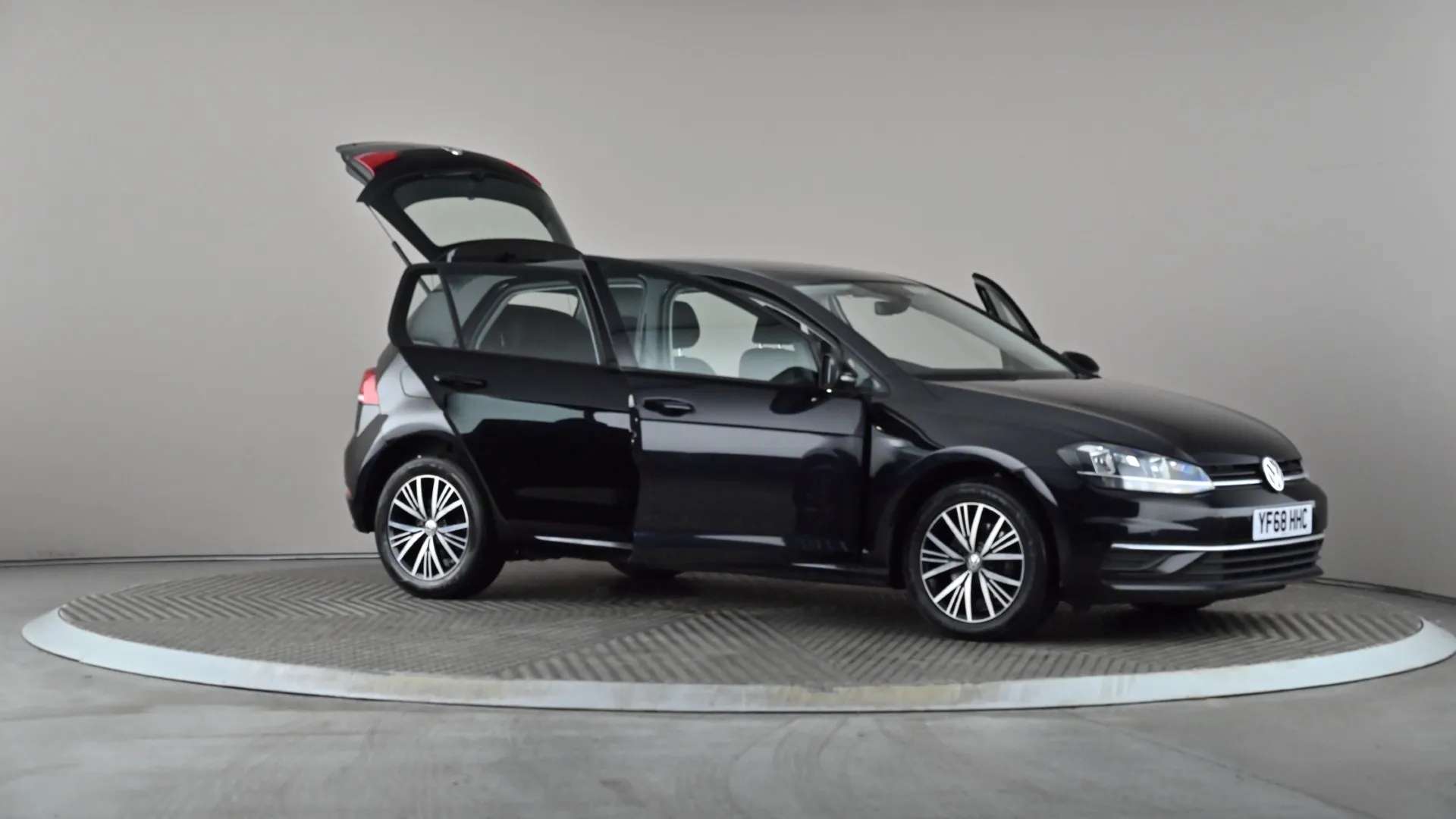 2018 VOLKSWAGEN GOLF 2018 VOLKSWAGEN GOLF