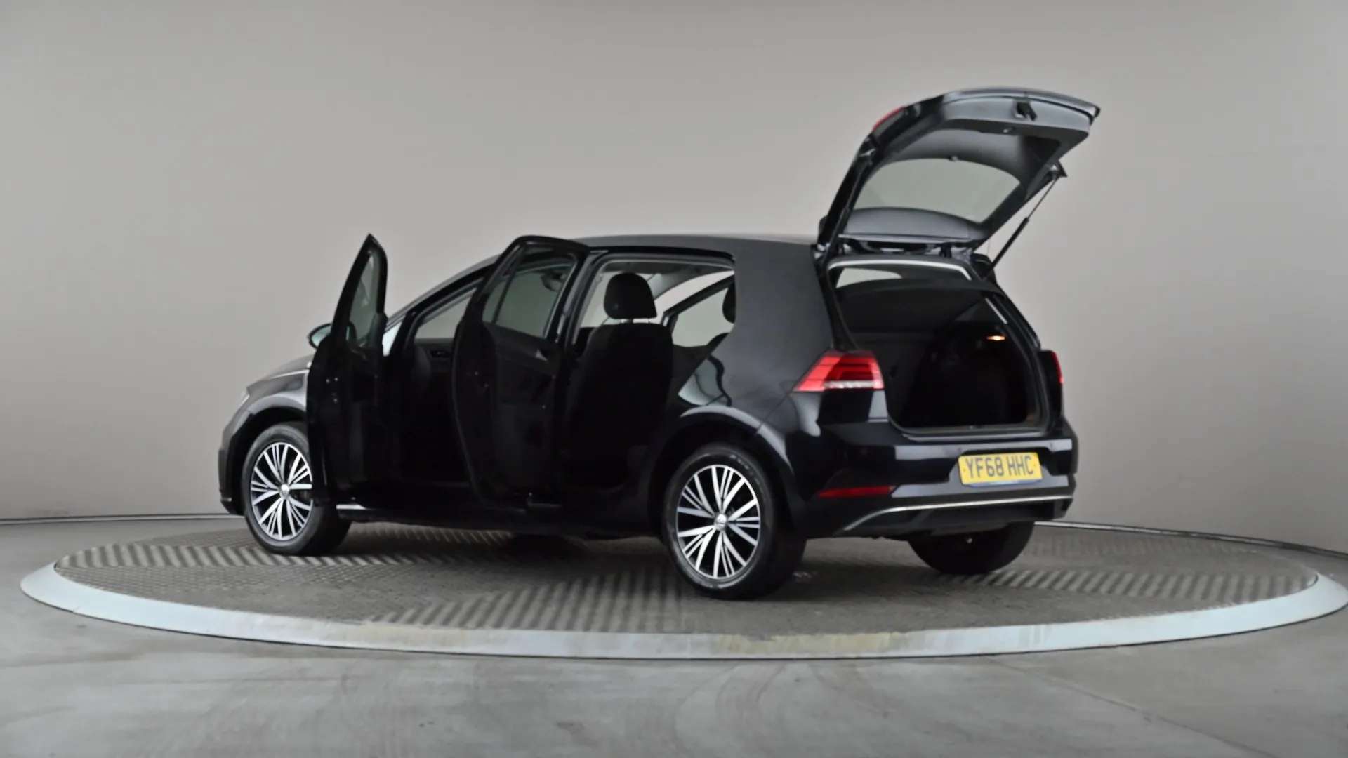 2018 VOLKSWAGEN GOLF 2018 VOLKSWAGEN GOLF