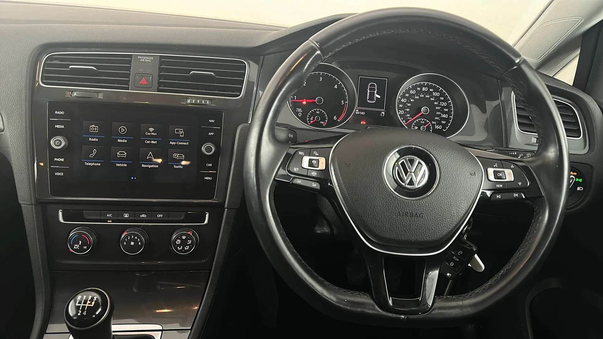 2018 VOLKSWAGEN GOLF 2018 VOLKSWAGEN GOLF