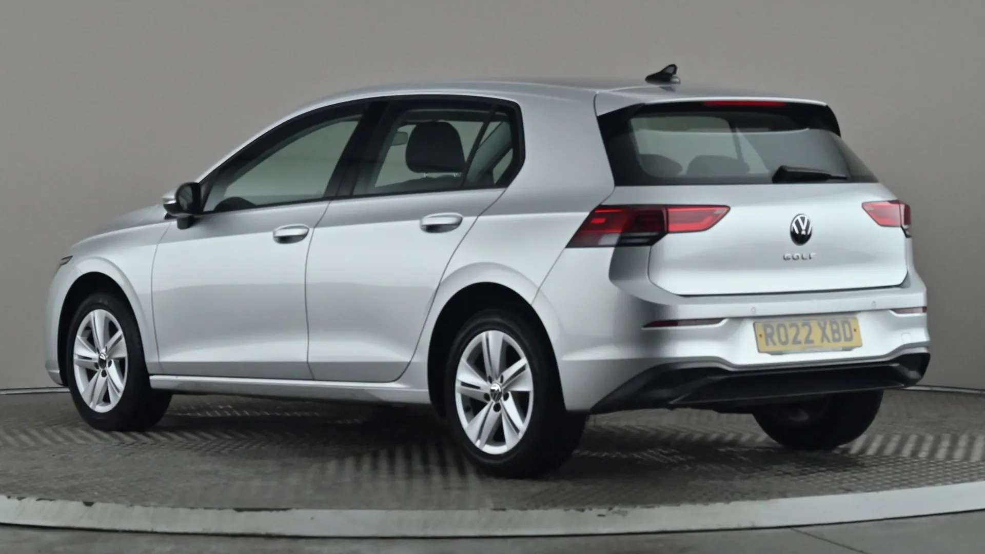 A 2022 VOLKSWAGEN GOLF 2.0 TDI Life A 2022 VOLKSWAGEN GOLF 2.0 TDI Life