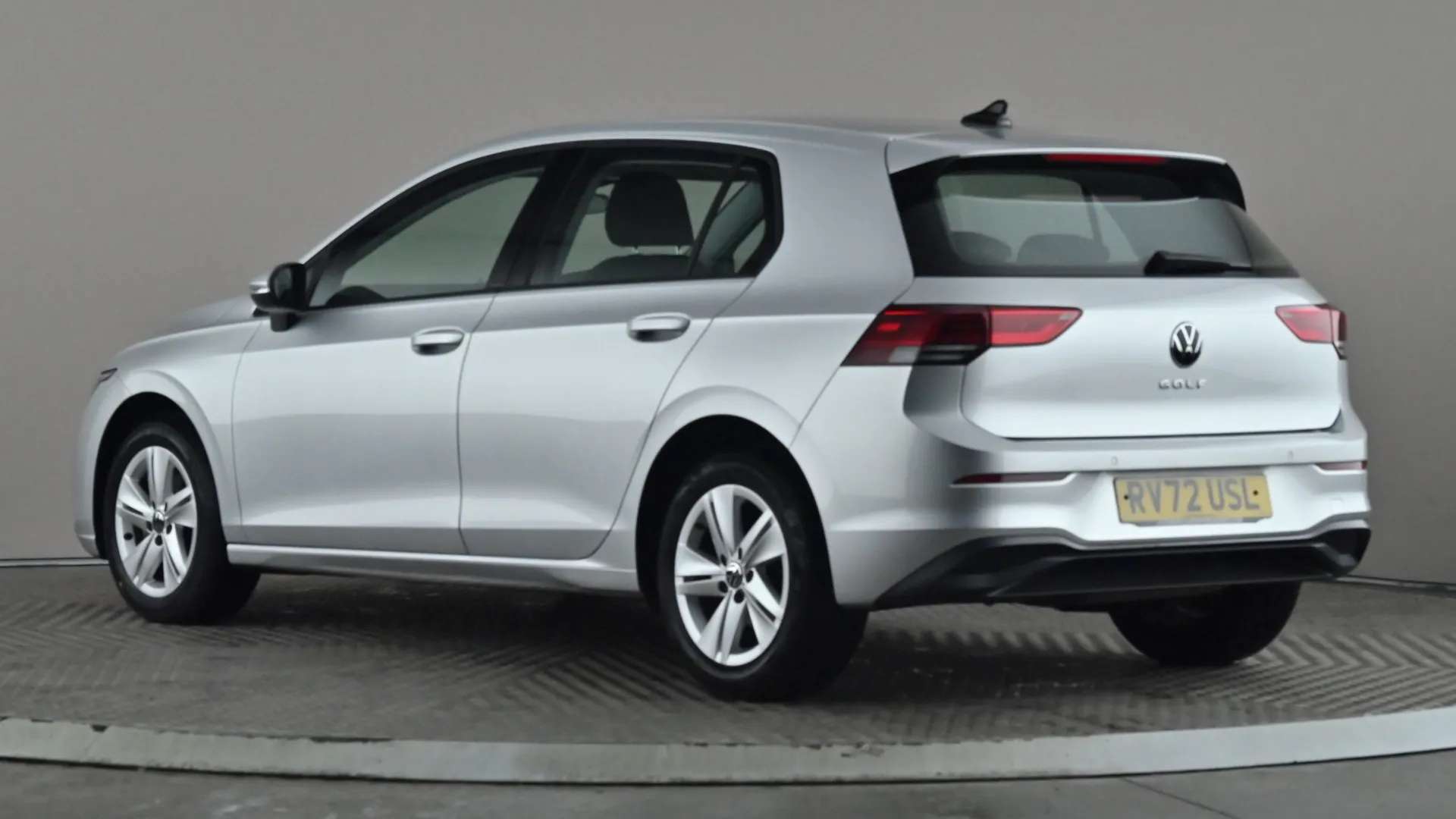 A 2022 VOLKSWAGEN GOLF 2.0 TDI Life A 2022 VOLKSWAGEN GOLF 2.0 TDI Life