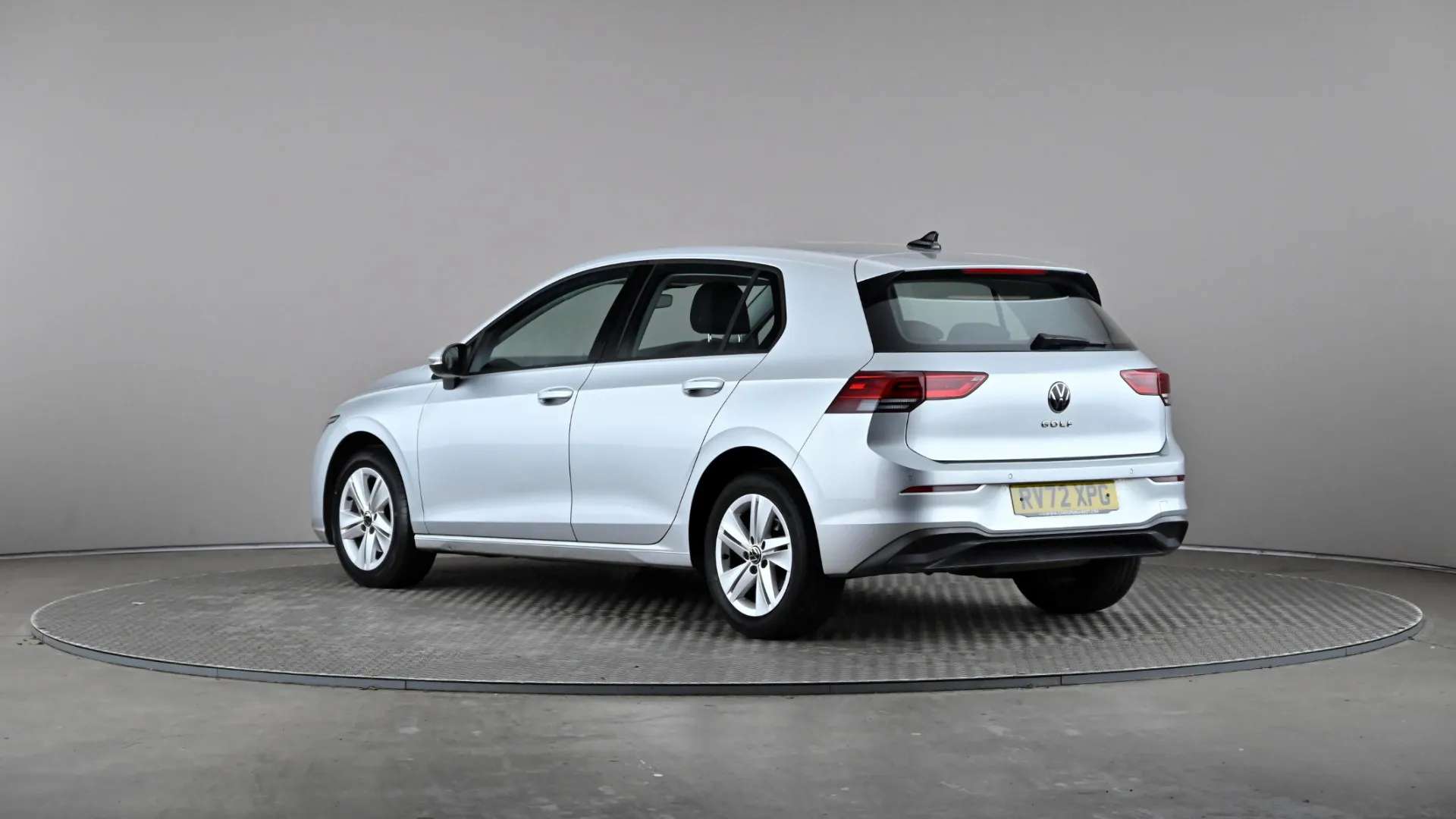 A 2022 VOLKSWAGEN GOLF 2.0 TDI Life A 2022 VOLKSWAGEN GOLF 2.0 TDI Life