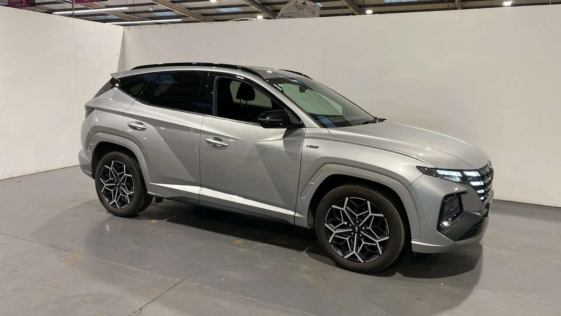 A 2022 HYUNDAI TUCSON 1.6 TGDi Hybrid 230 N Line 2WD Auto A 2022 HYUNDAI TUCSON 1.6 TGDi Hybrid 230 N Line 2WD Auto