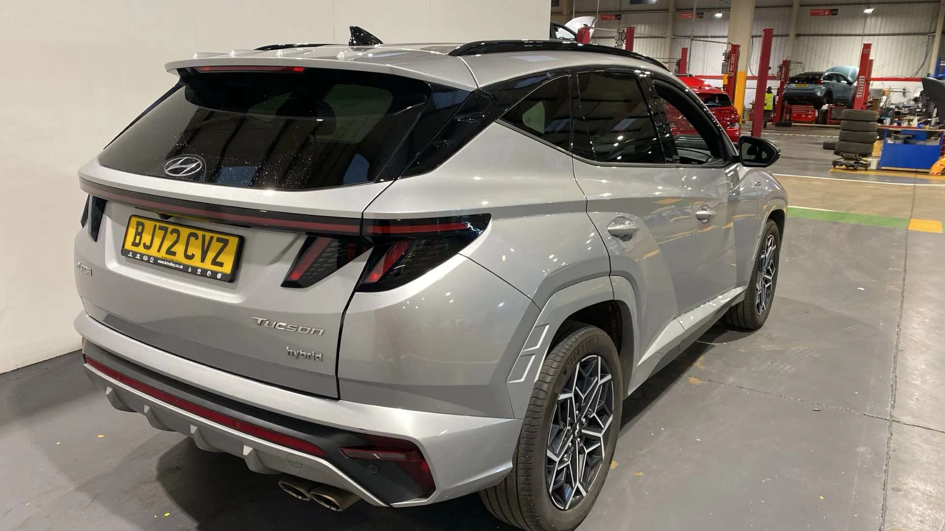 A 2022 HYUNDAI TUCSON 1.6 TGDi Hybrid 230 N Line 2WD Auto A 2022 HYUNDAI TUCSON 1.6 TGDi Hybrid 230 N Line 2WD Auto