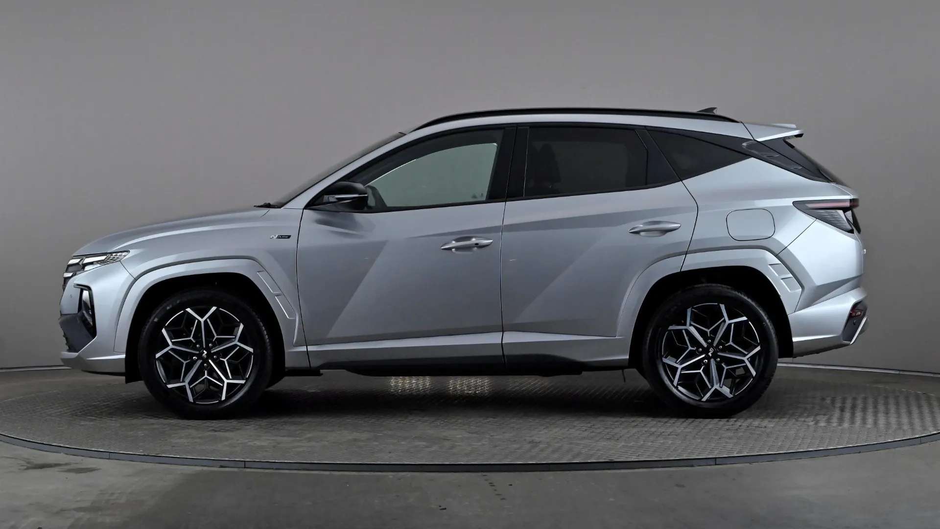 A 2022 HYUNDAI TUCSON 1.6 TGDi Hybrid 230 N Line 2WD Auto A 2022 HYUNDAI TUCSON 1.6 TGDi Hybrid 230 N Line 2WD Auto