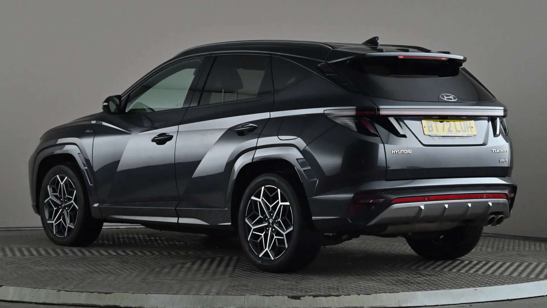 A 2022 HYUNDAI TUCSON 1.6 TGDi Plug-in Hybrid N Line 4WD Auto A 2022 HYUNDAI TUCSON 1.6 TGDi Plug-in Hybrid N Line 4WD Auto