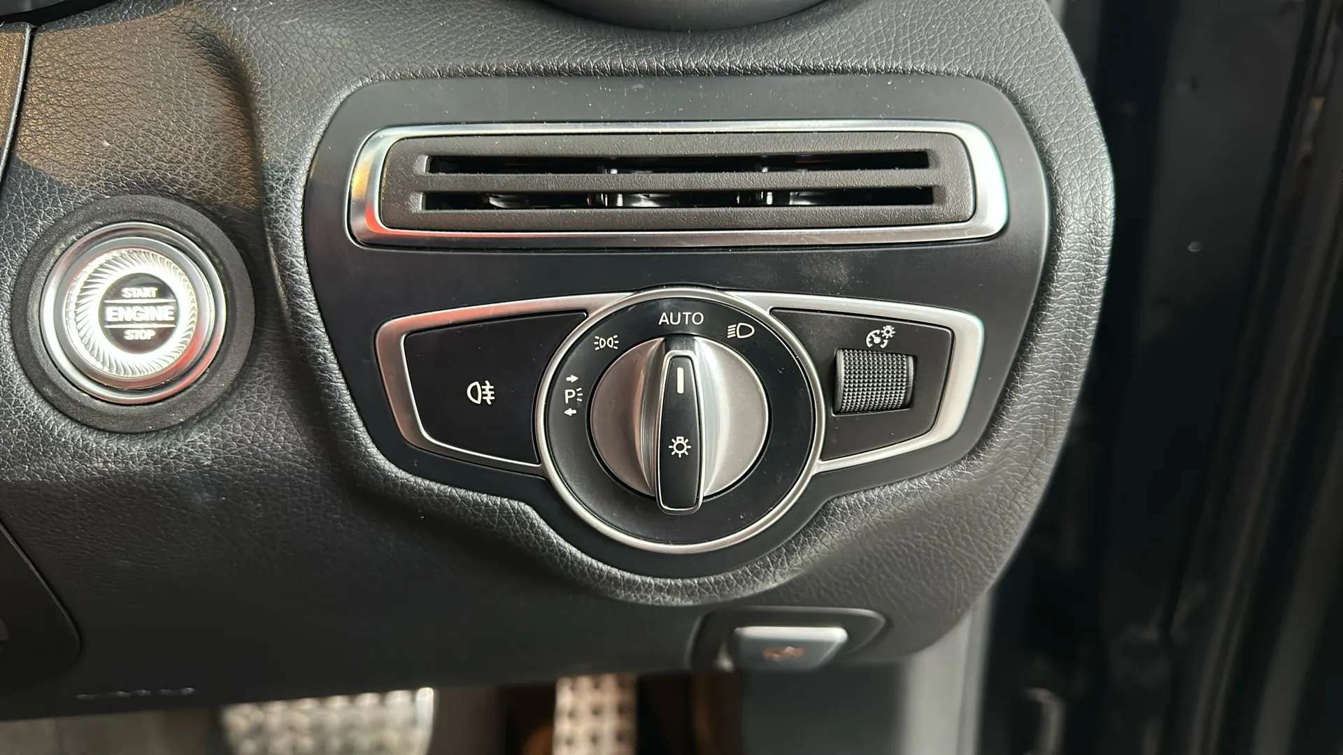 2019 MERCEDES-BENZ C CLASS 2019 MERCEDES-BENZ C CLASS