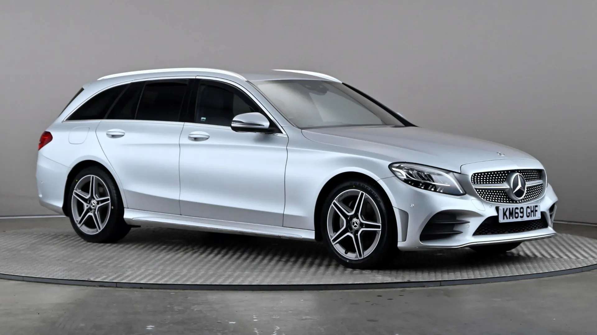 A 2019 MERCEDES-BENZ C CLASS C200 AMG Line 9G-Tronic A 2019 MERCEDES-BENZ C CLASS C200 AMG Line 9G-Tronic