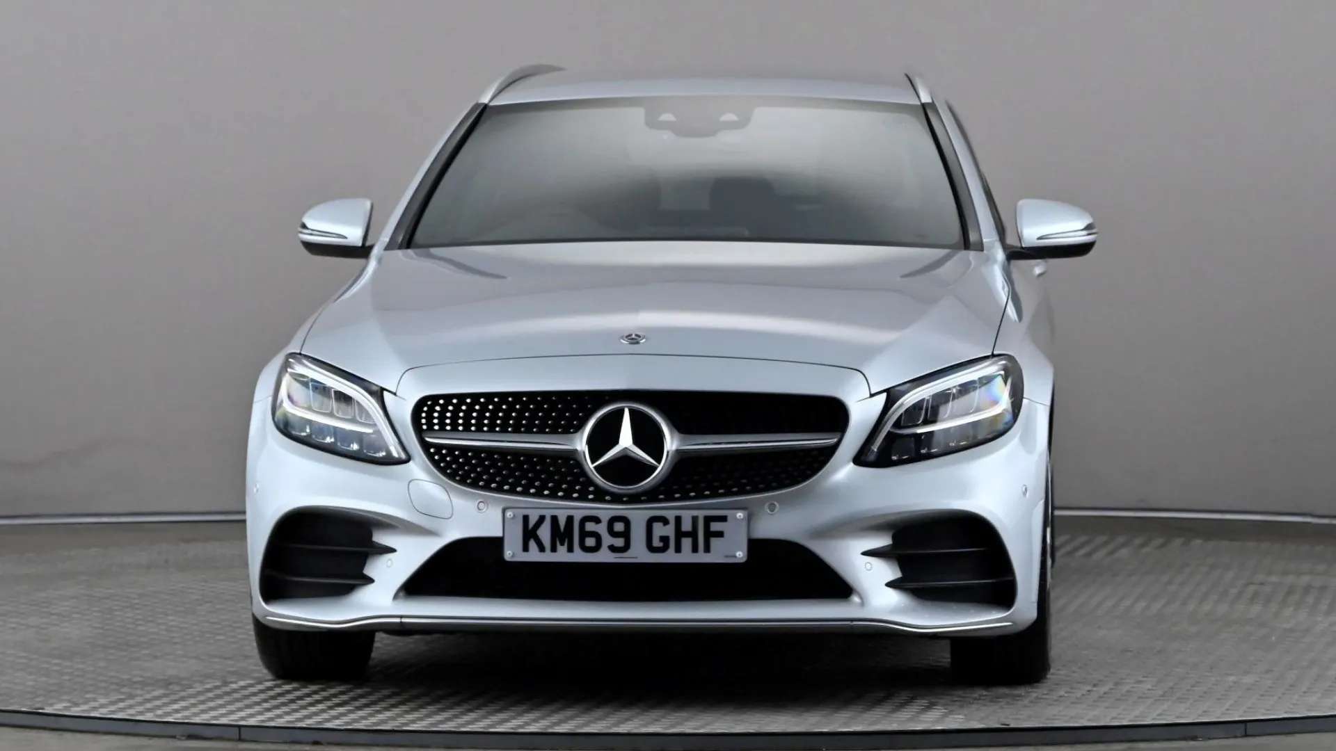 A 2019 MERCEDES-BENZ C CLASS C200 AMG Line 9G-Tronic A 2019 MERCEDES-BENZ C CLASS C200 AMG Line 9G-Tronic