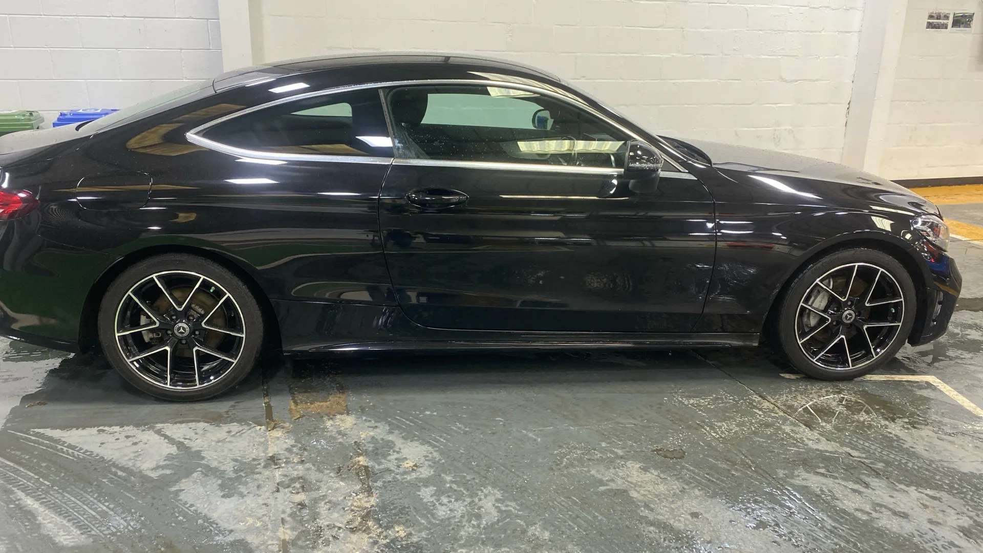 A 2019 MERCEDES-BENZ C CLASS C200 AMG Line 9G-Tronic A 2019 MERCEDES-BENZ C CLASS C200 AMG Line 9G-Tronic