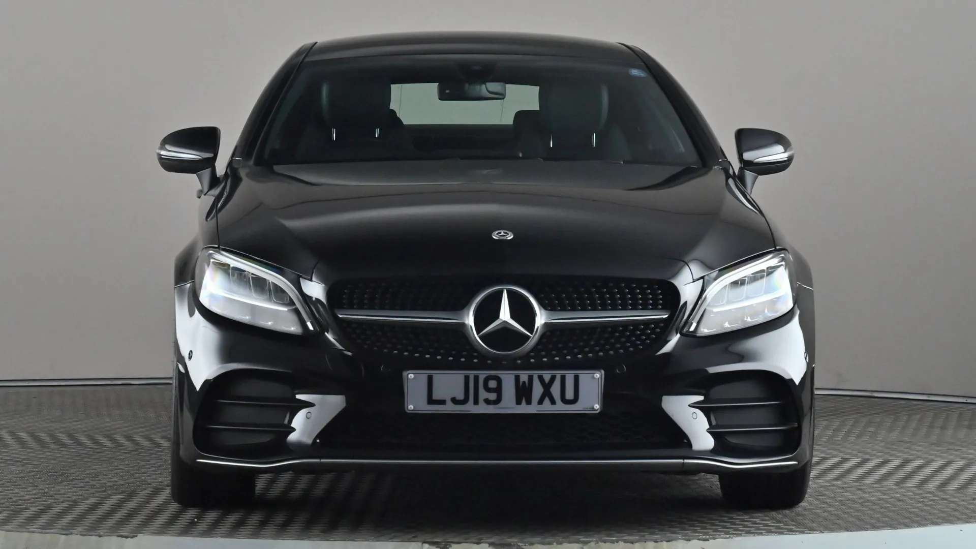 A 2019 MERCEDES-BENZ C CLASS C200 AMG Line 9G-Tronic A 2019 MERCEDES-BENZ C CLASS C200 AMG Line 9G-Tronic