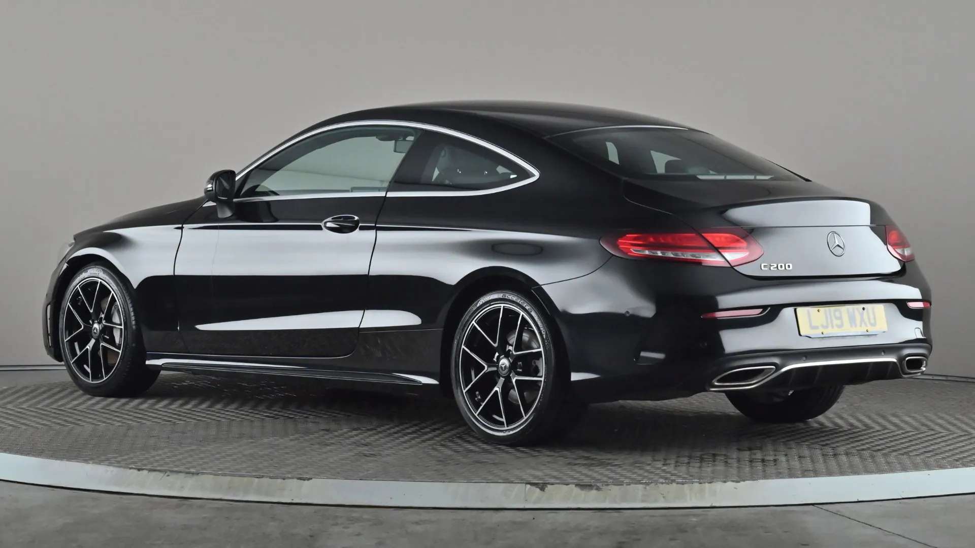 A 2019 MERCEDES-BENZ C CLASS C200 AMG Line 9G-Tronic A 2019 MERCEDES-BENZ C CLASS C200 AMG Line 9G-Tronic