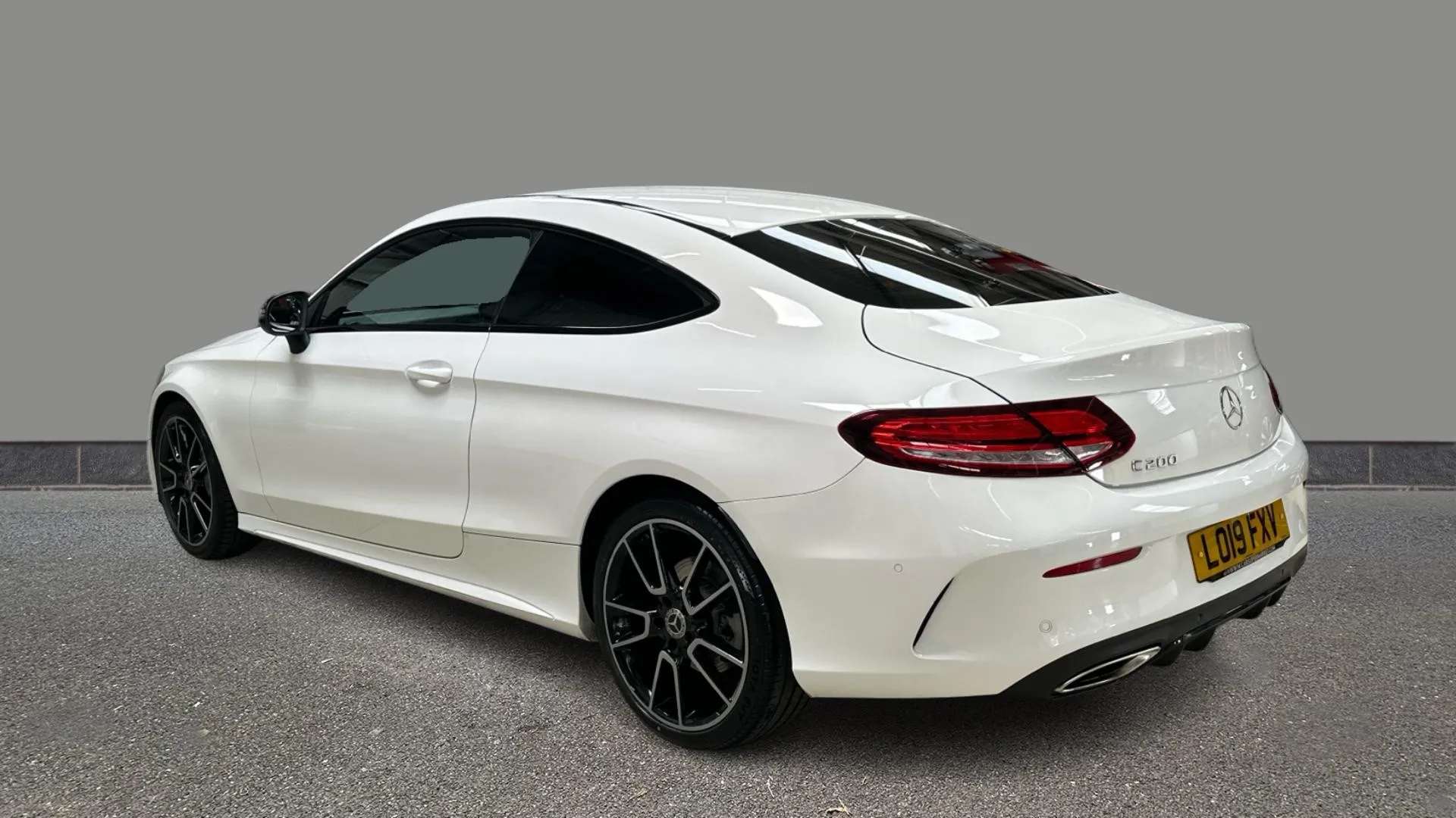 A 2019 MERCEDES-BENZ C CLASS C200 AMG Line 9G-Tronic A 2019 MERCEDES-BENZ C CLASS C200 AMG Line 9G-Tronic
