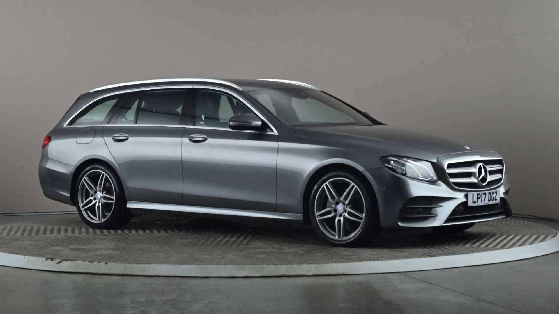 A 2017 MERCEDES-BENZ E CLASS E220d AMG Line 9G-Tronic A 2017 MERCEDES-BENZ E CLASS E220d AMG Line 9G-Tronic