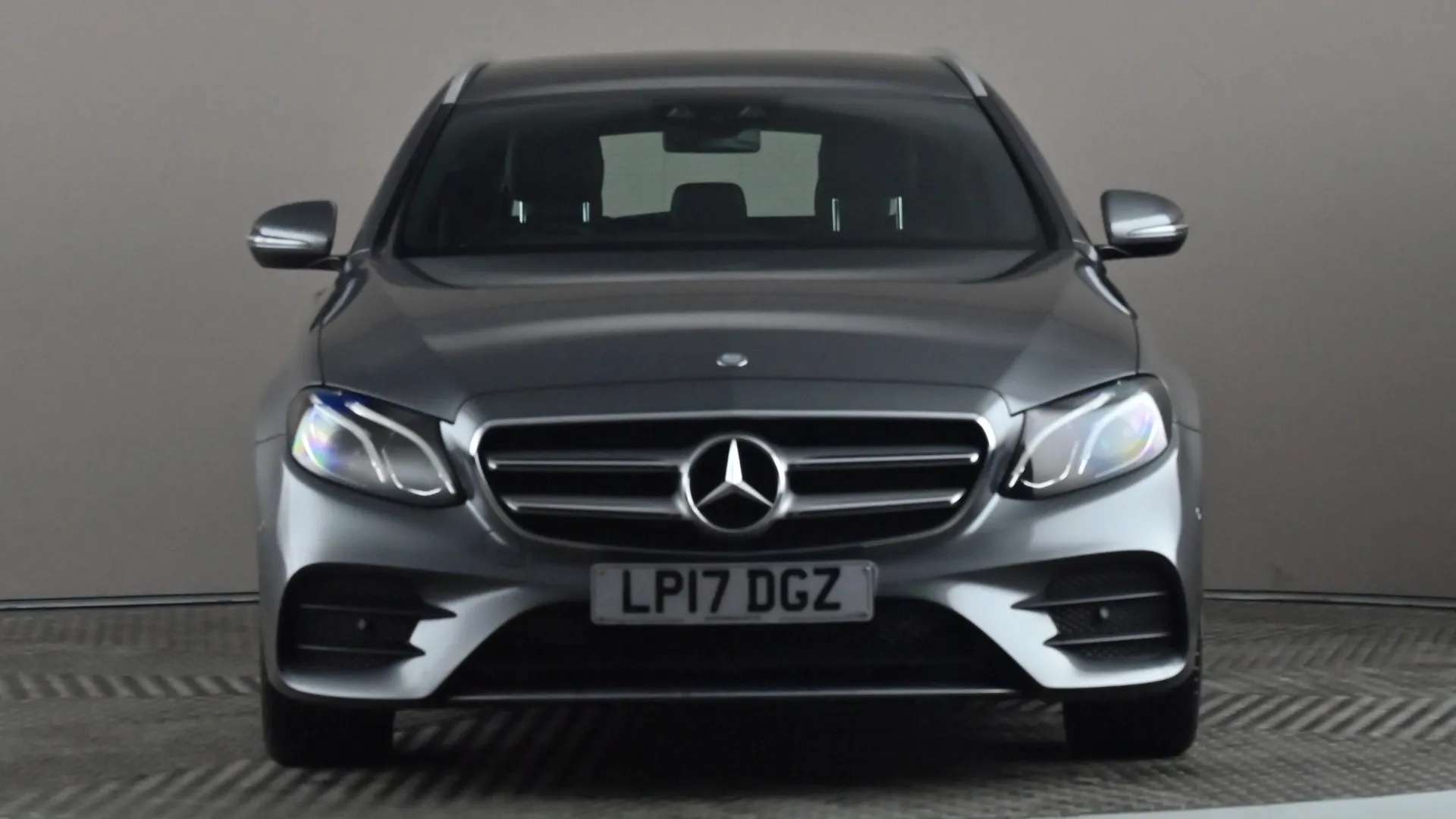 A 2017 MERCEDES-BENZ E CLASS E220d AMG Line 9G-Tronic A 2017 MERCEDES-BENZ E CLASS E220d AMG Line 9G-Tronic