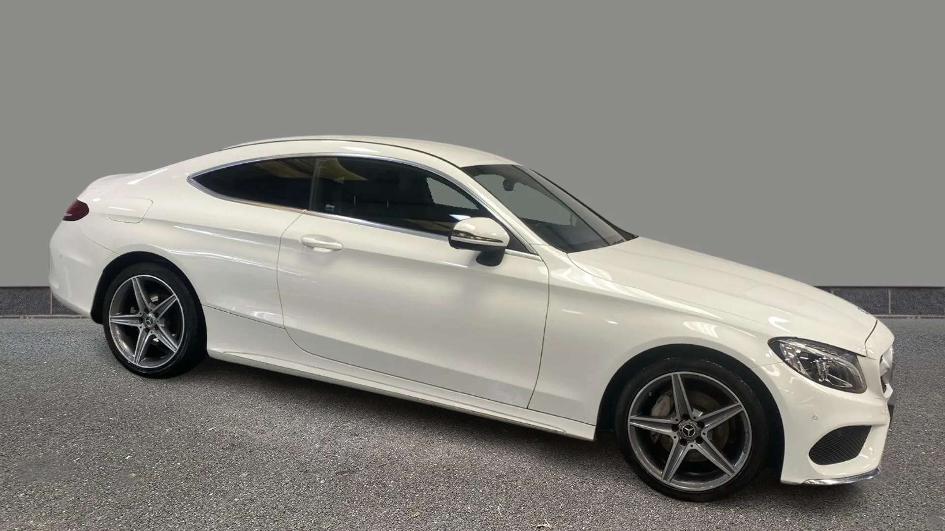 A 2018 MERCEDES-BENZ C CLASS C200 AMG Line 9G-Tronic A 2018 MERCEDES-BENZ C CLASS C200 AMG Line 9G-Tronic