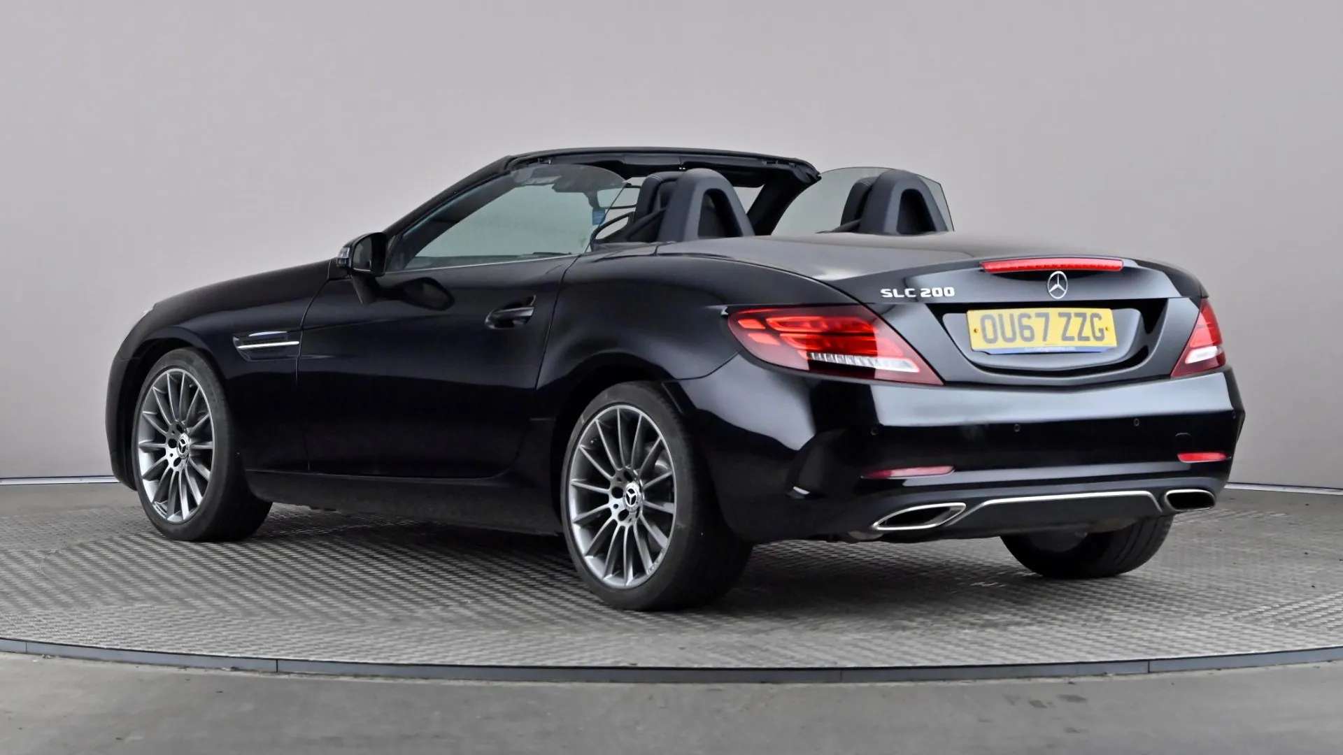 A 2017 MERCEDES-BENZ SLC SLC 200 AMG Line 9G-Tronic A 2017 MERCEDES-BENZ SLC SLC 200 AMG Line 9G-Tronic