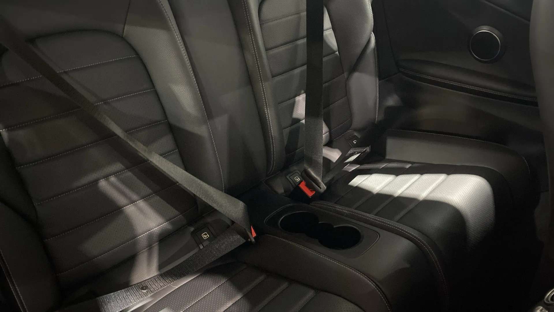 A 2017 MERCEDES-BENZ C CLASS C200 AMG Line 9G-Tronic A 2017 MERCEDES-BENZ C CLASS C200 AMG Line 9G-Tronic