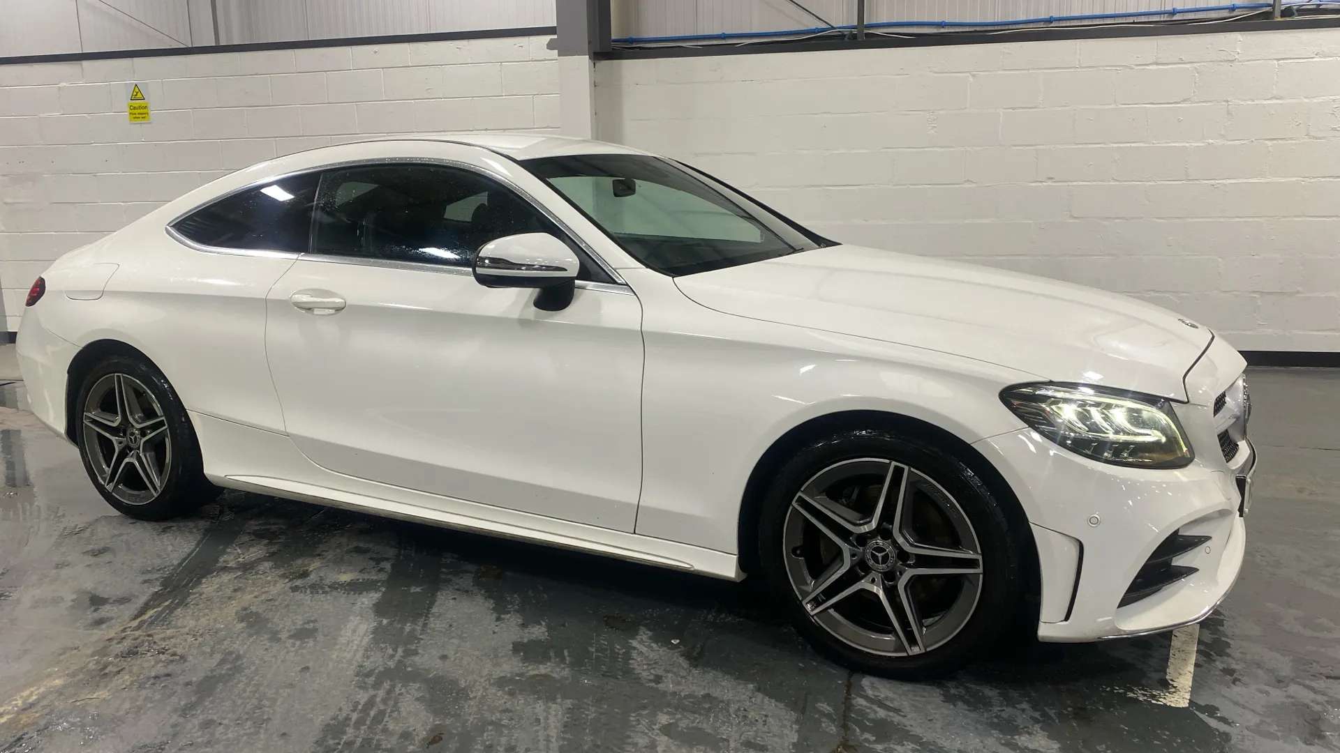 A 2019 MERCEDES-BENZ C CLASS C220d AMG Line 9G-Tronic A 2019 MERCEDES-BENZ C CLASS C220d AMG Line 9G-Tronic