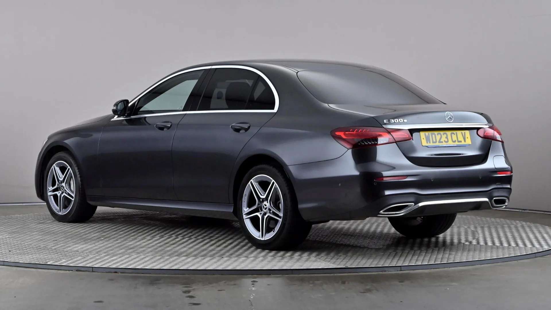 A 2023 MERCEDES-BENZ E CLASS E300e AMG Line 9G-Tronic A 2023 MERCEDES-BENZ E CLASS E300e AMG Line 9G-Tronic