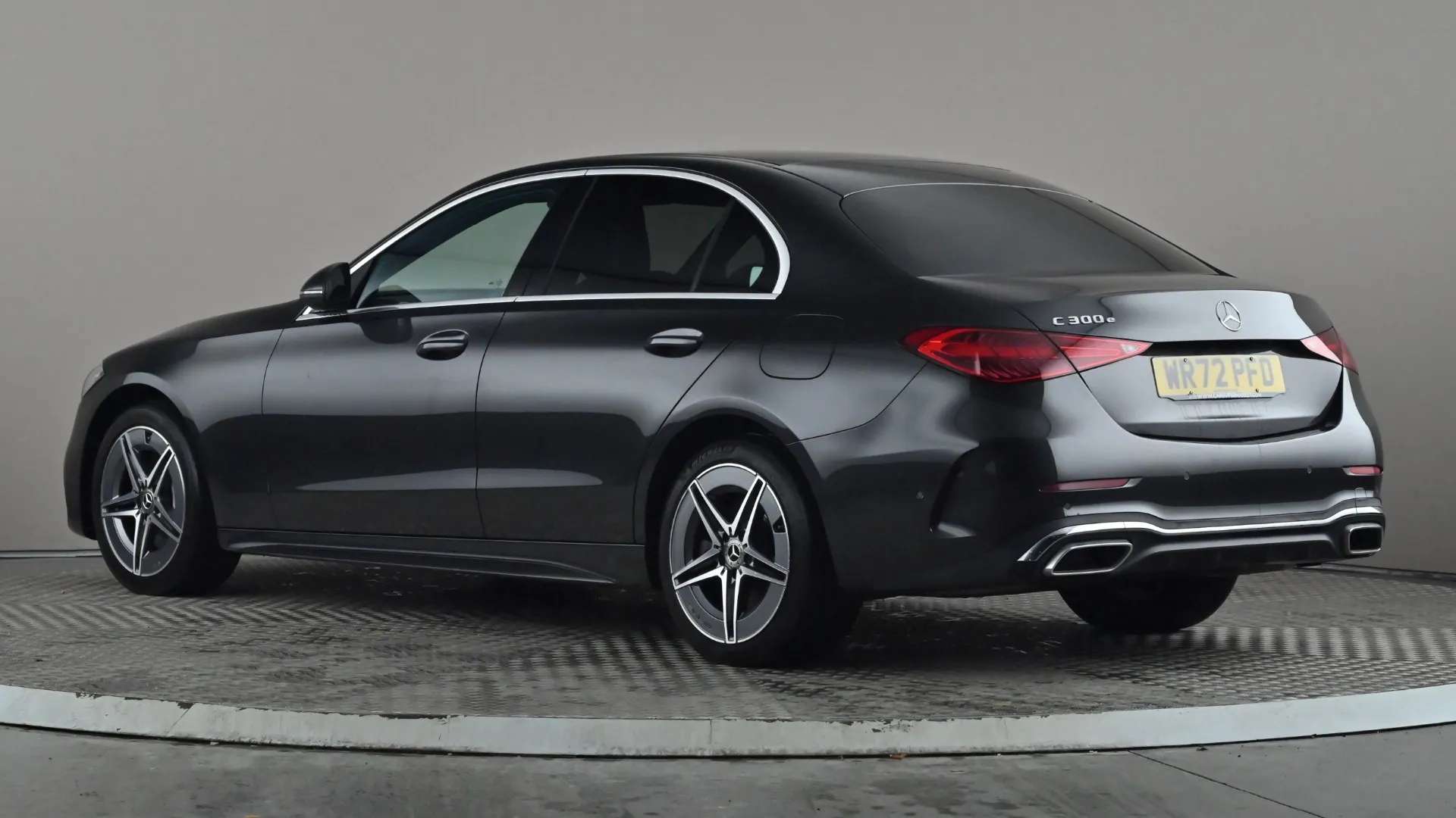 A 2022 MERCEDES-BENZ C CLASS C300e AMG Line 9G-Tronic A 2022 MERCEDES-BENZ C CLASS C300e AMG Line 9G-Tronic