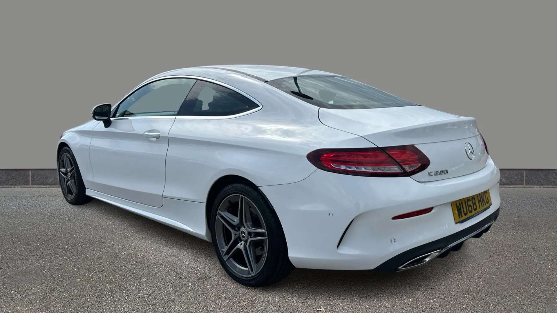 A 2018 MERCEDES-BENZ C CLASS C200 AMG Line 9G-Tronic A 2018 MERCEDES-BENZ C CLASS C200 AMG Line 9G-Tronic