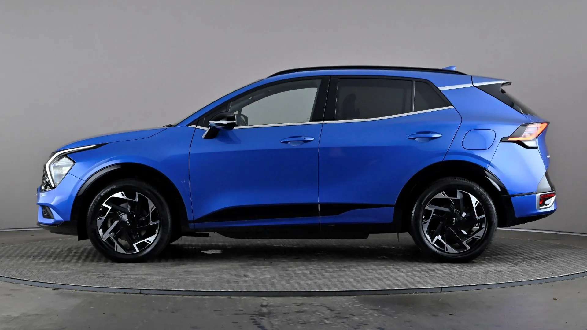 A 2023 KIA SPORTAGE 1.6T GDi PHEV GT-Line Auto AWD A 2023 KIA SPORTAGE 1.6T GDi PHEV GT-Line Auto AWD