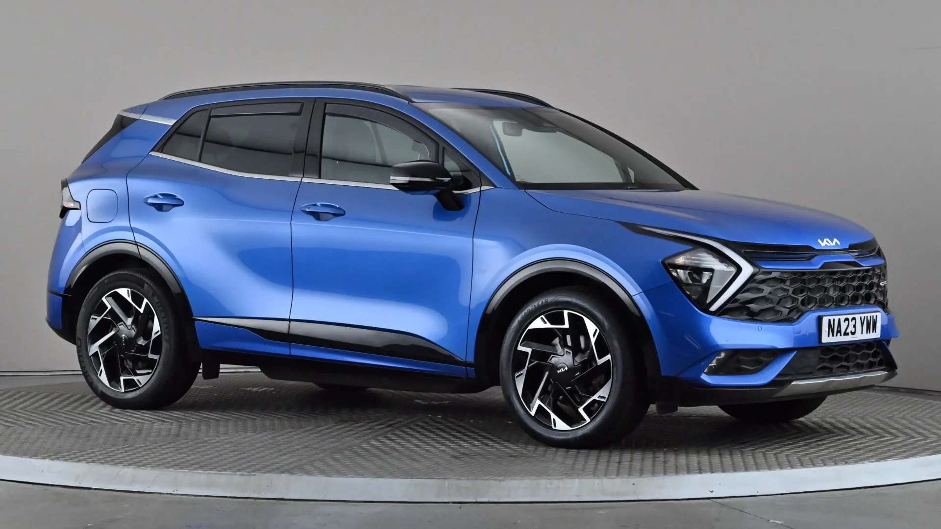 A 2023 KIA SPORTAGE 1.6T GDi PHEV GT-Line Auto AWD A 2023 KIA SPORTAGE 1.6T GDi PHEV GT-Line Auto AWD
