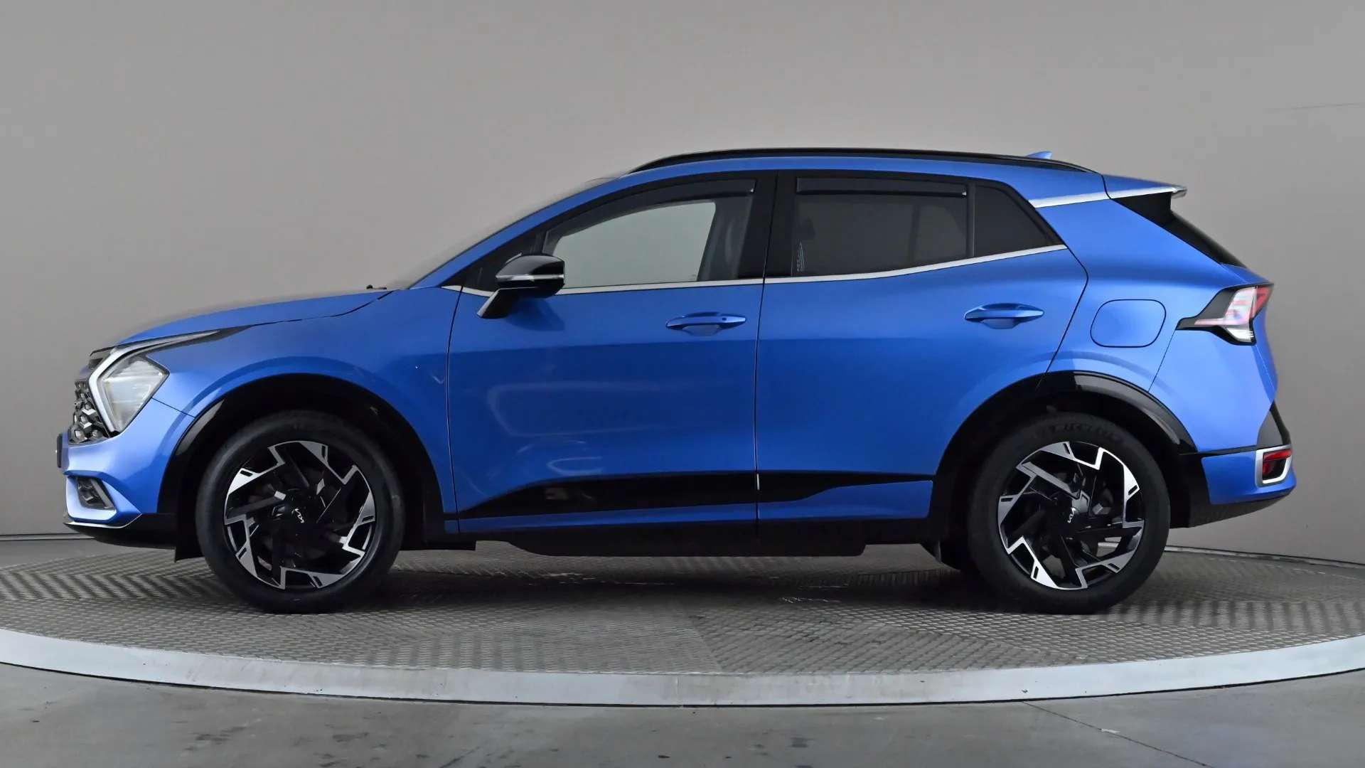 A 2023 KIA SPORTAGE 1.6T GDi PHEV GT-Line Auto AWD A 2023 KIA SPORTAGE 1.6T GDi PHEV GT-Line Auto AWD