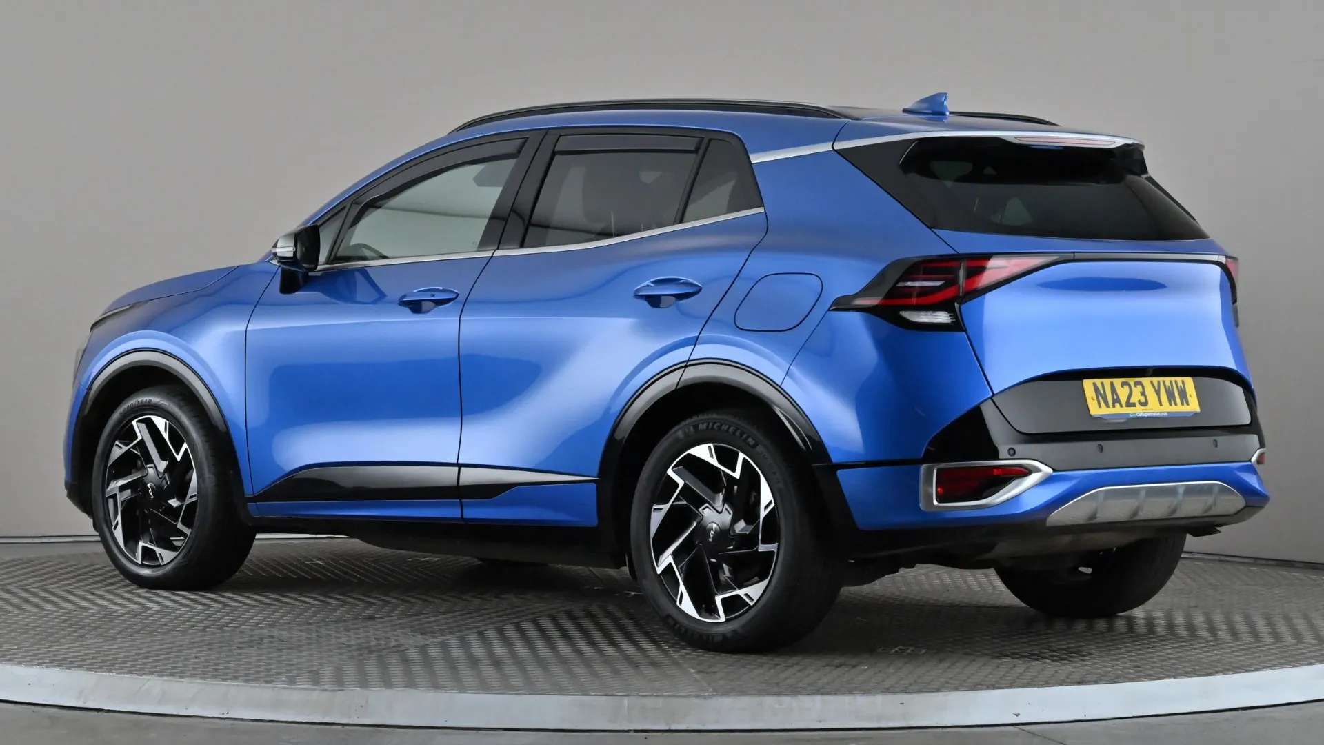 A 2023 KIA SPORTAGE 1.6T GDi PHEV GT-Line Auto AWD A 2023 KIA SPORTAGE 1.6T GDi PHEV GT-Line Auto AWD