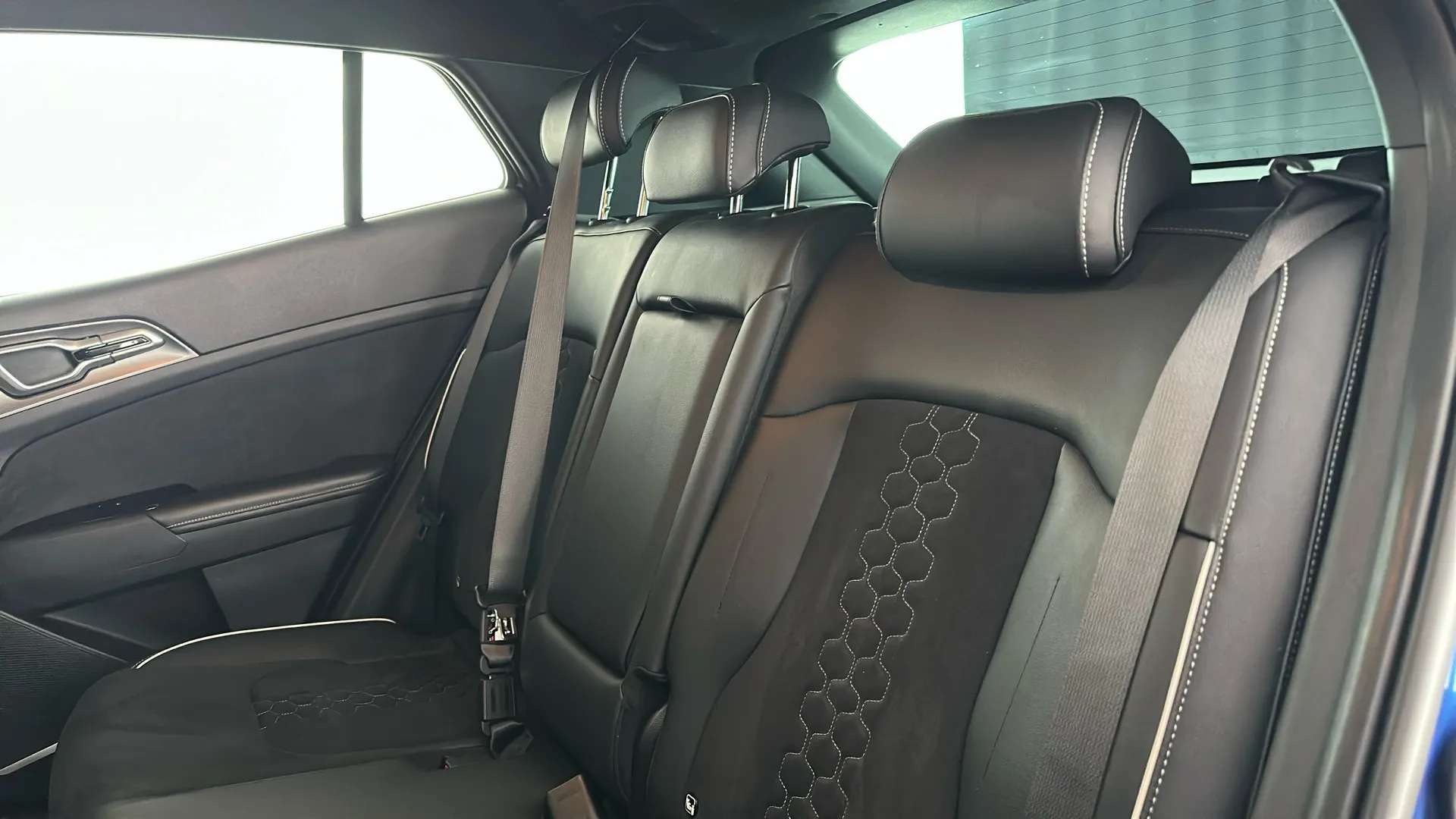 2023 KIA SPORTAGE 2023 KIA SPORTAGE