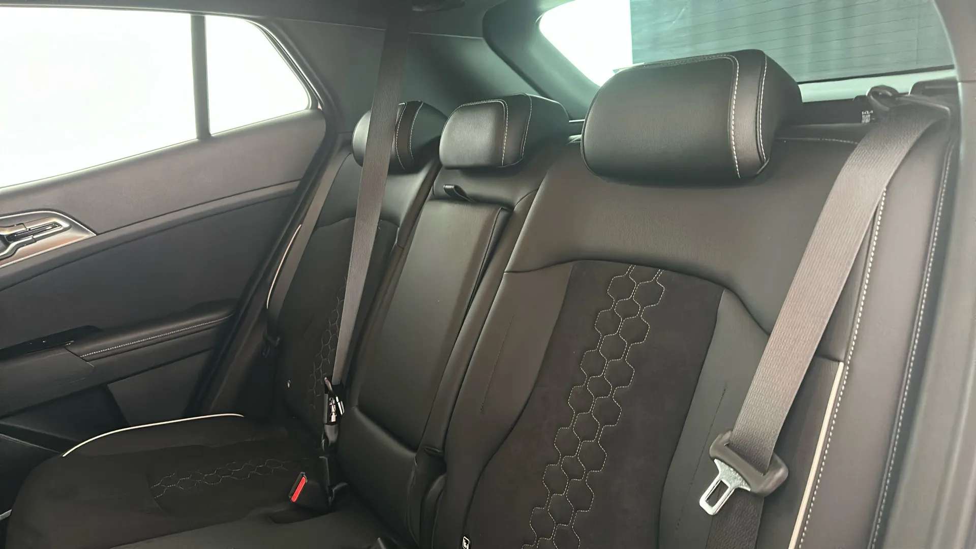 2025 KIA SPORTAGE 2025 KIA SPORTAGE